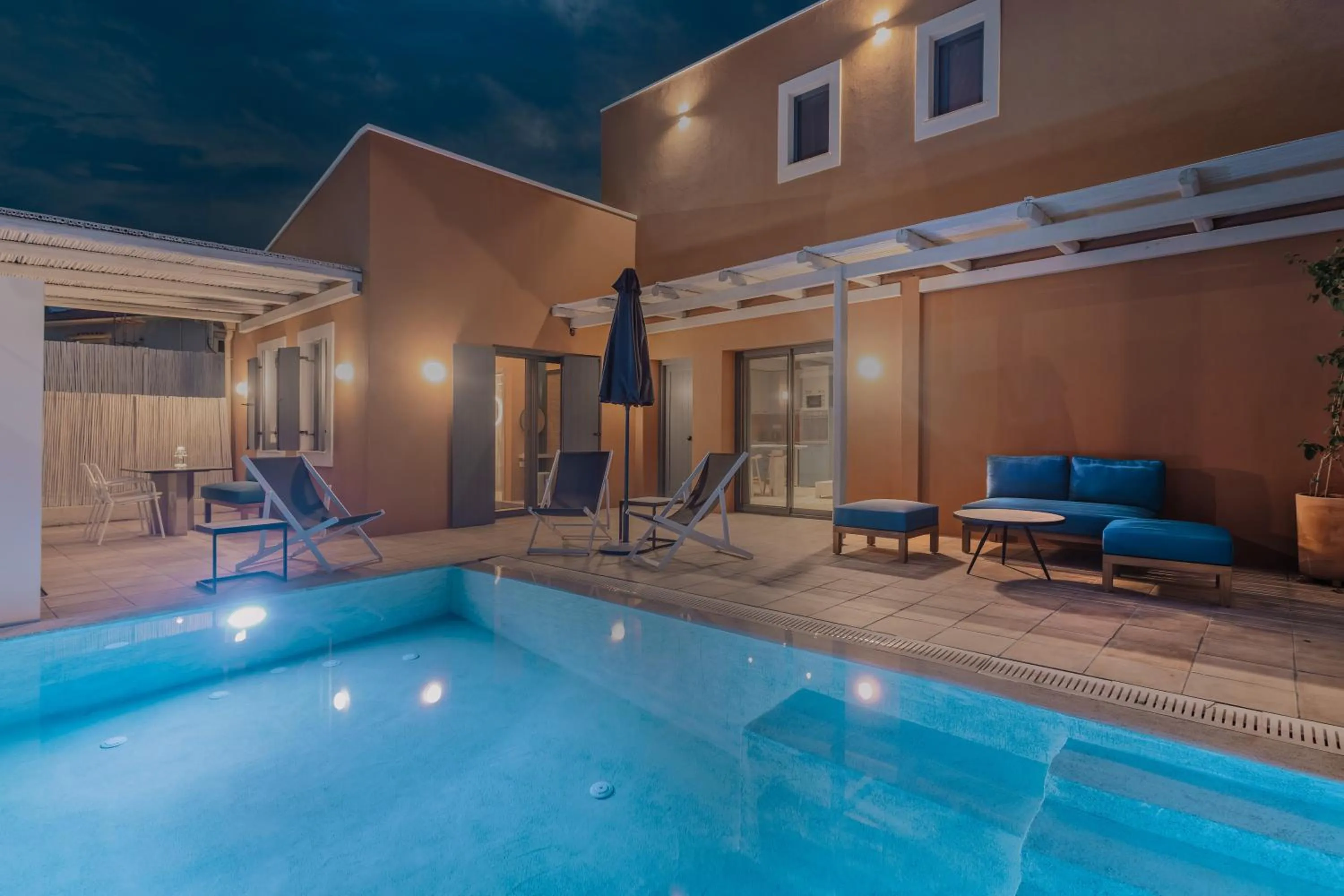 Tessera Villas & Studios Collection