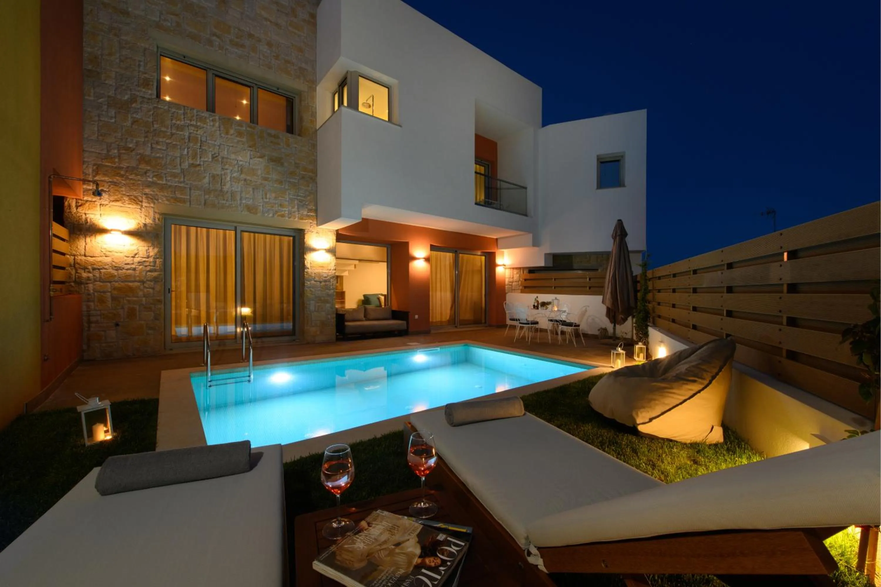 Swimming pool in Tessera Villas & Studios Collection