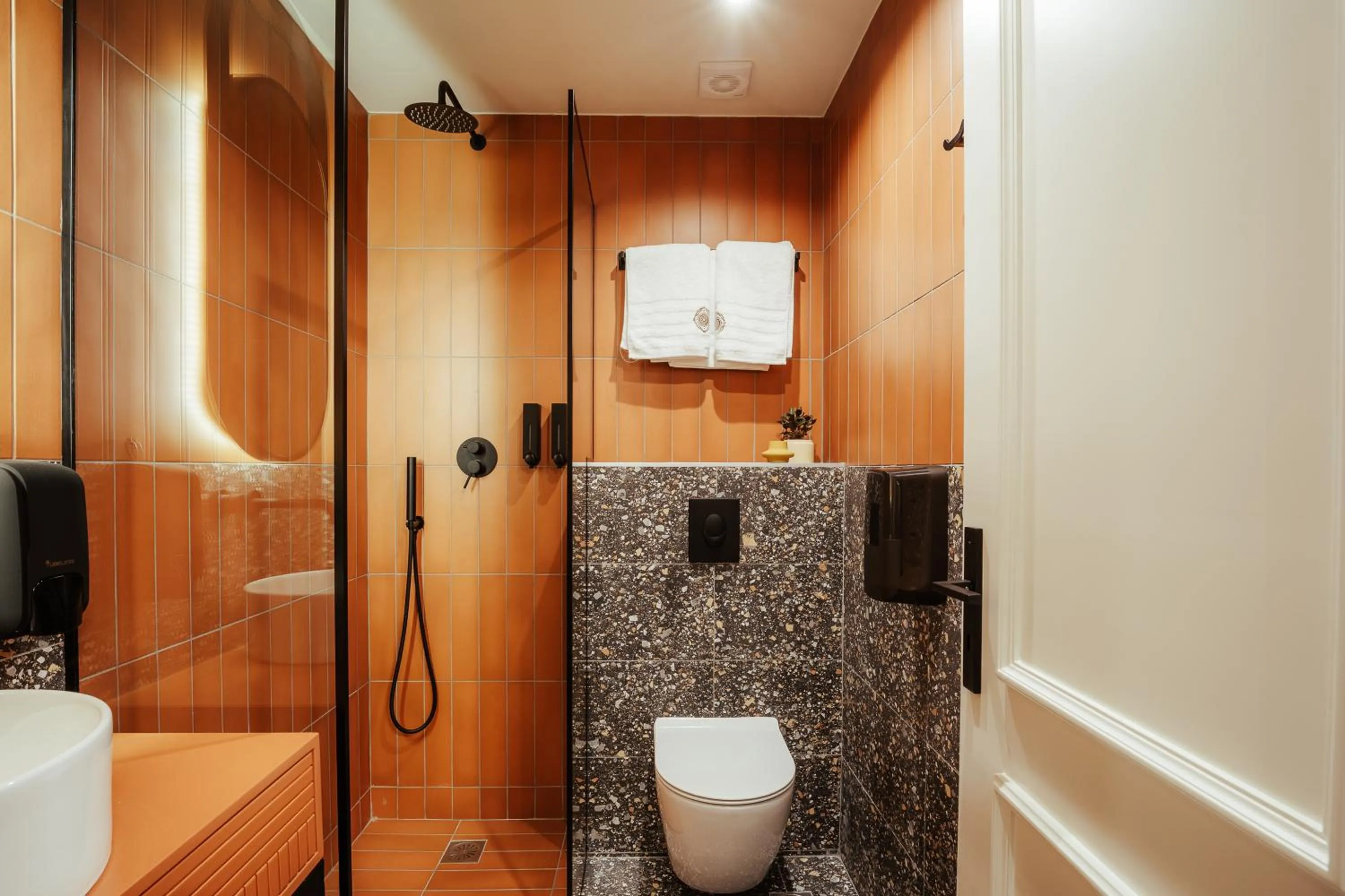 Bathroom in Espero Royal Stay