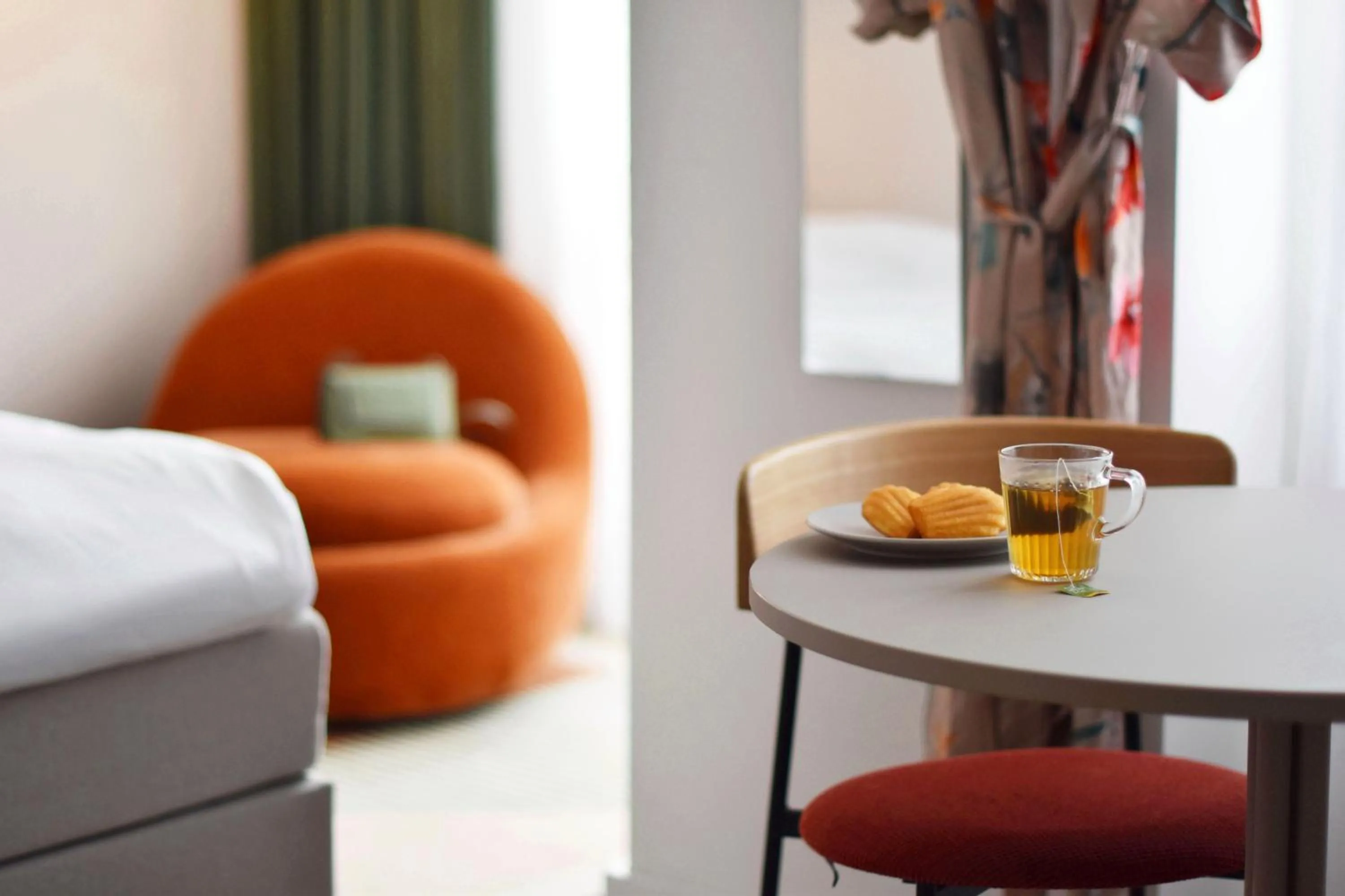 Coffee/tea facilities, Bed in Hotel Bries Den Haag - Scheveningen