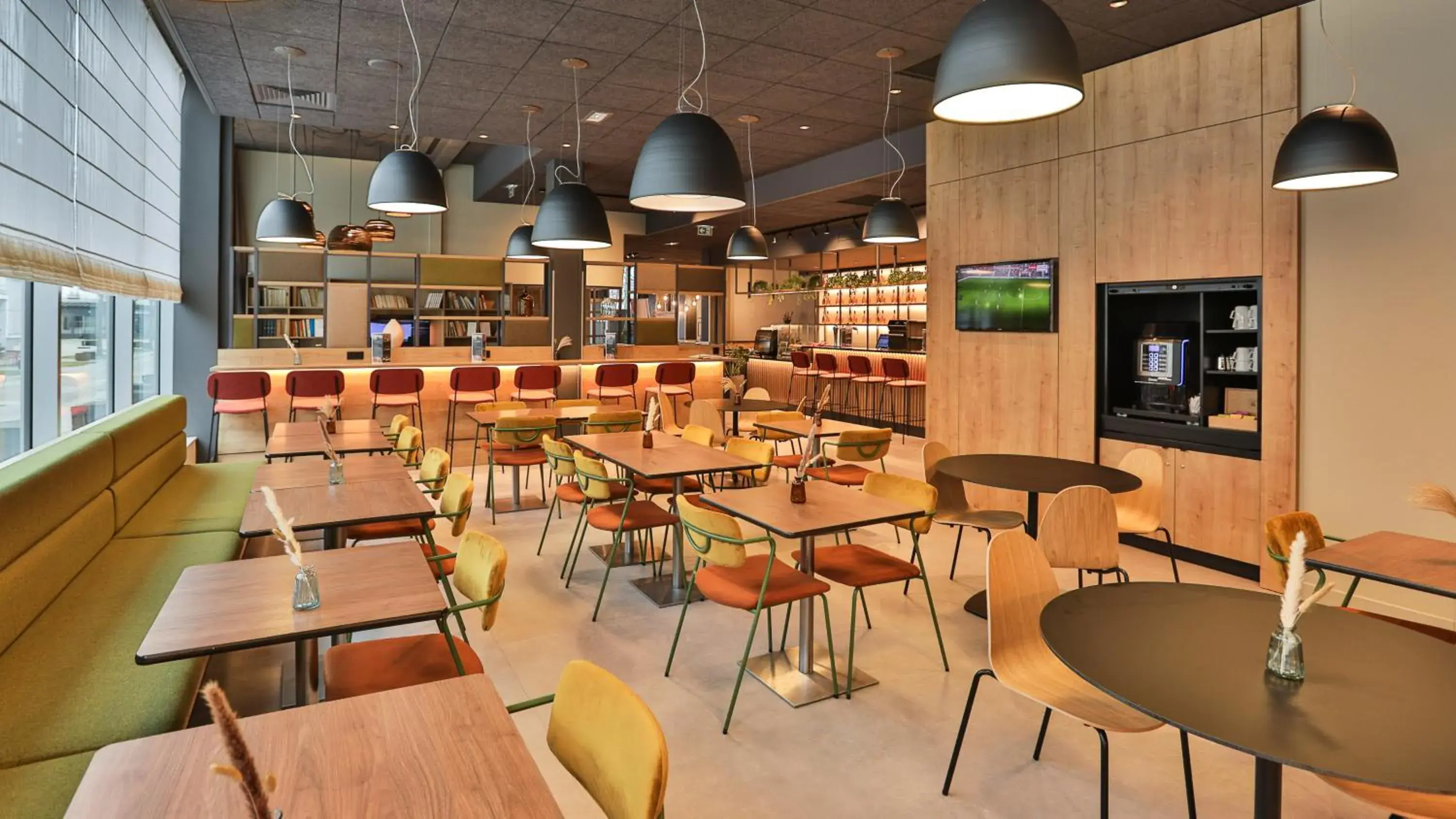 Restaurant/places to eat in Campanile La Roche Sur Yon Centre Gare Restaurant/places to eat in Campanile La Roche Sur Yon Centre Gare