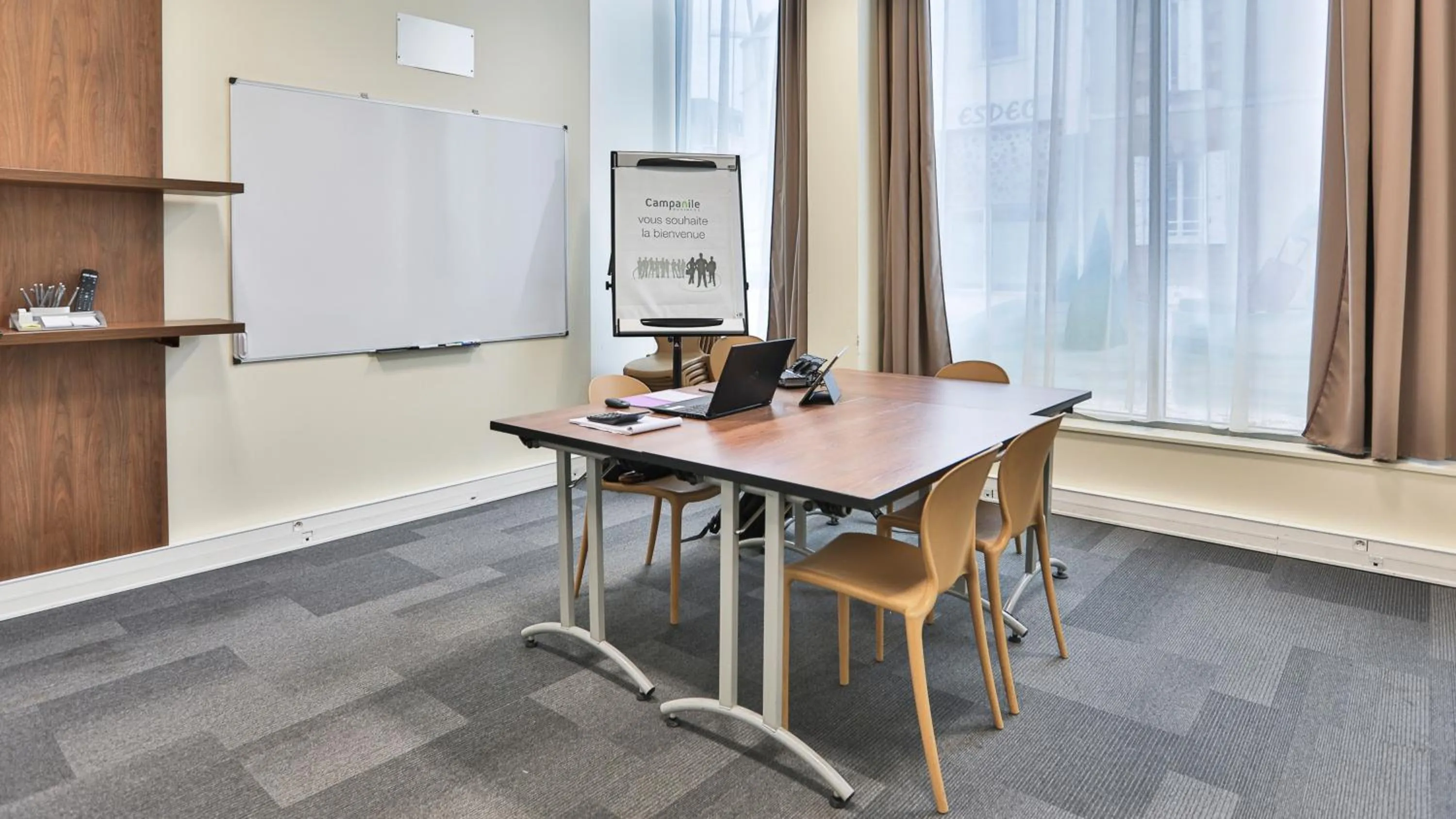 Campanile La Roche Sur Yon Centre Gare