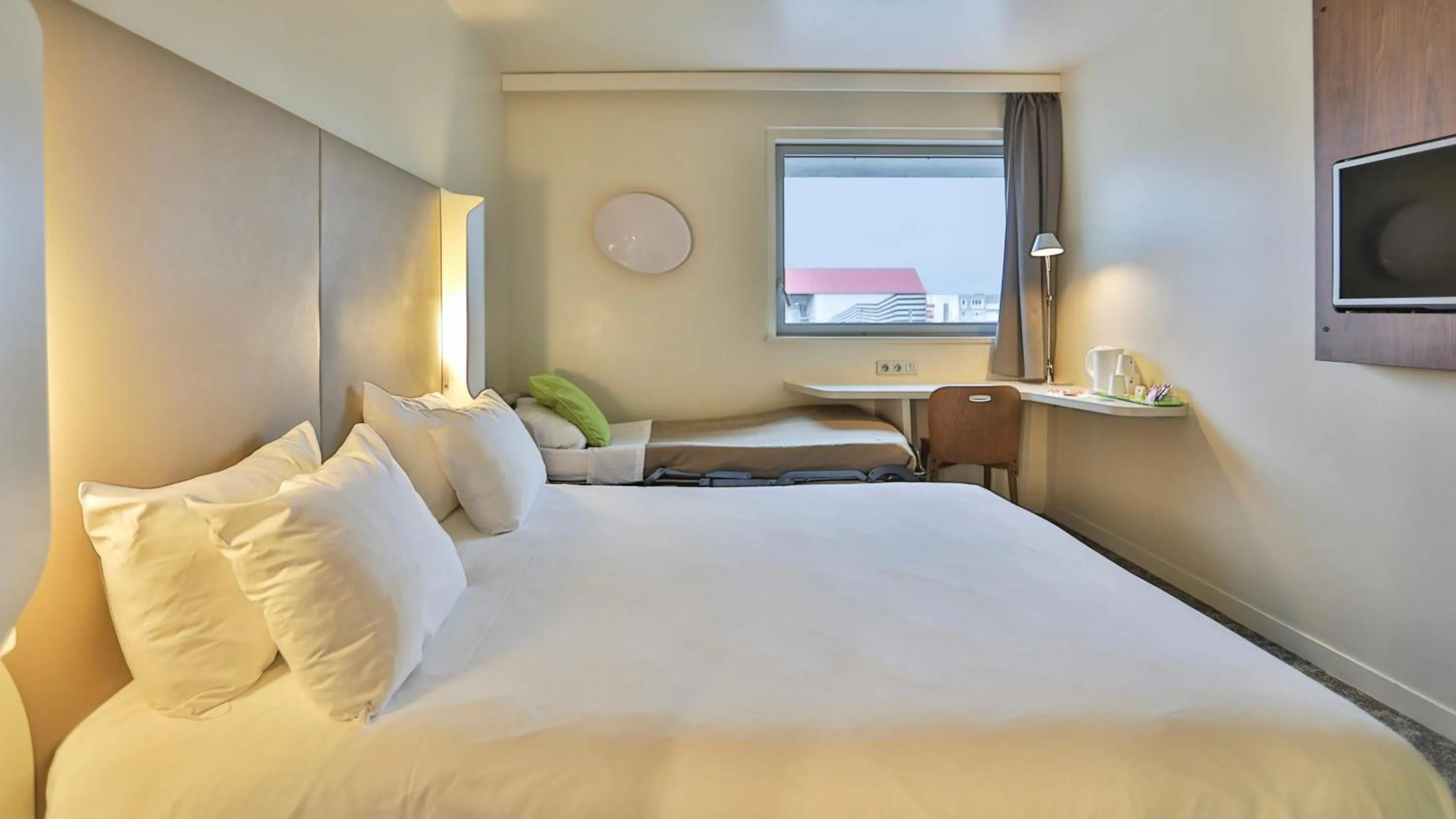 Bed in Campanile La Roche Sur Yon Centre Gare