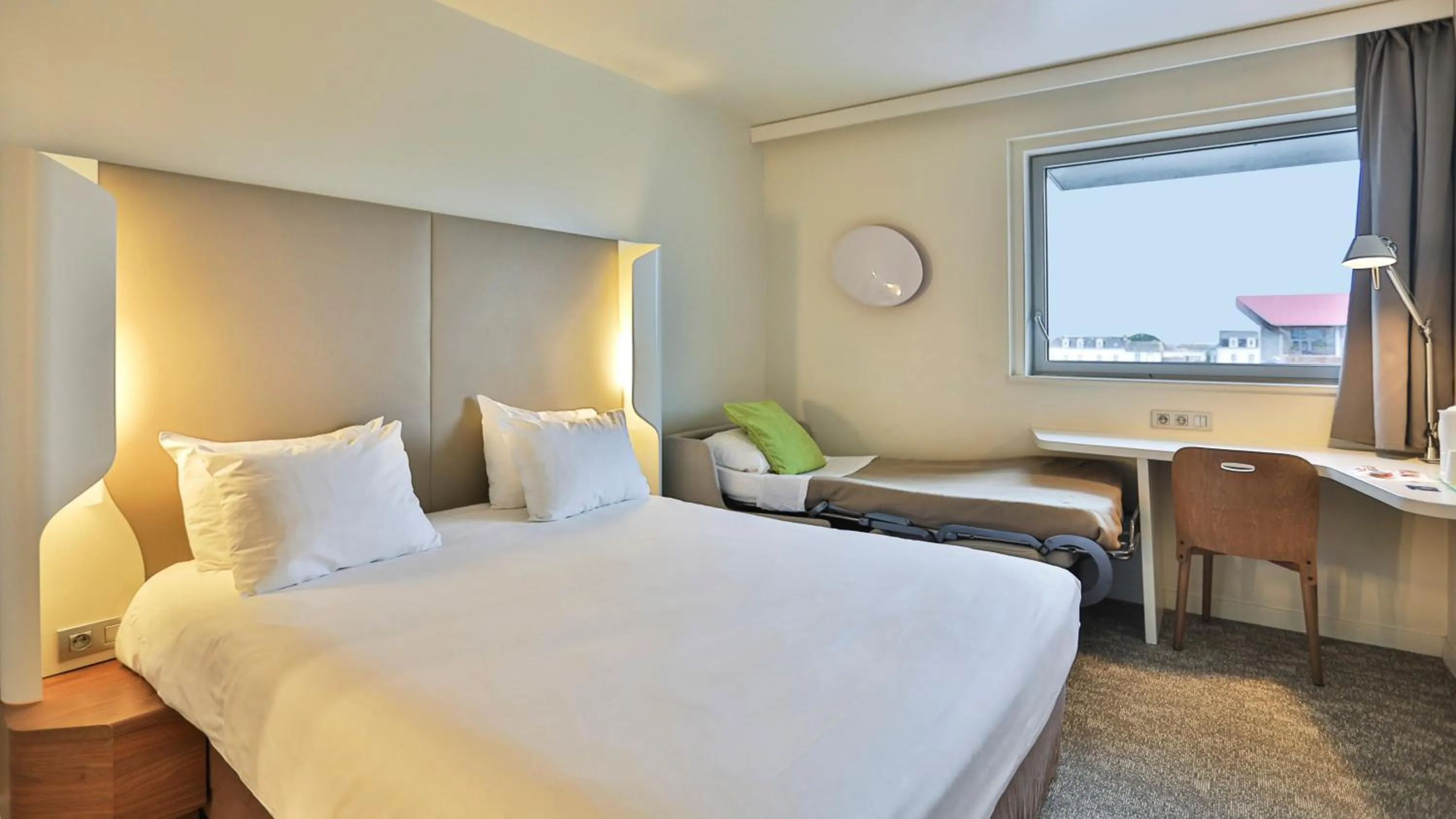 Bed in Campanile La Roche Sur Yon Centre Gare