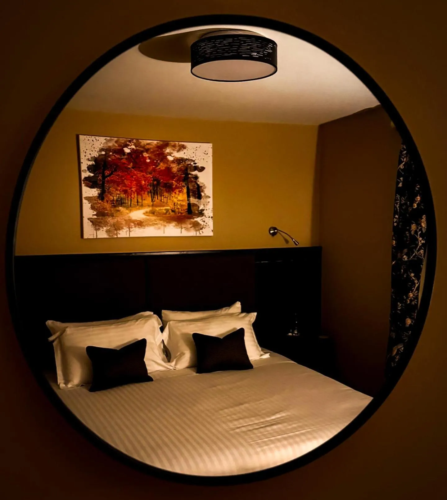 Bedroom, Bed in The Mallard Hotel