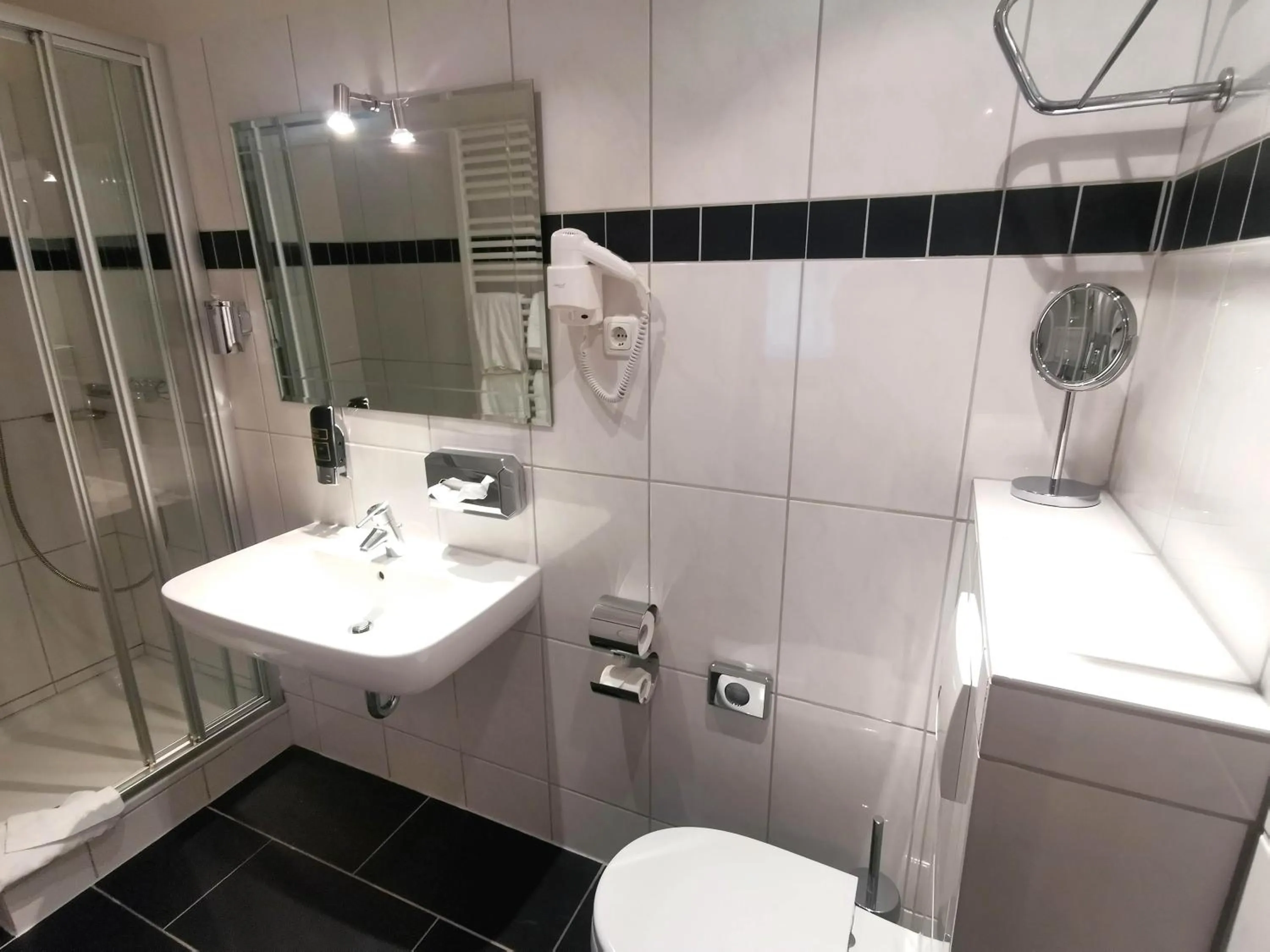 Bathroom in Heidehotel Soltauer Hof