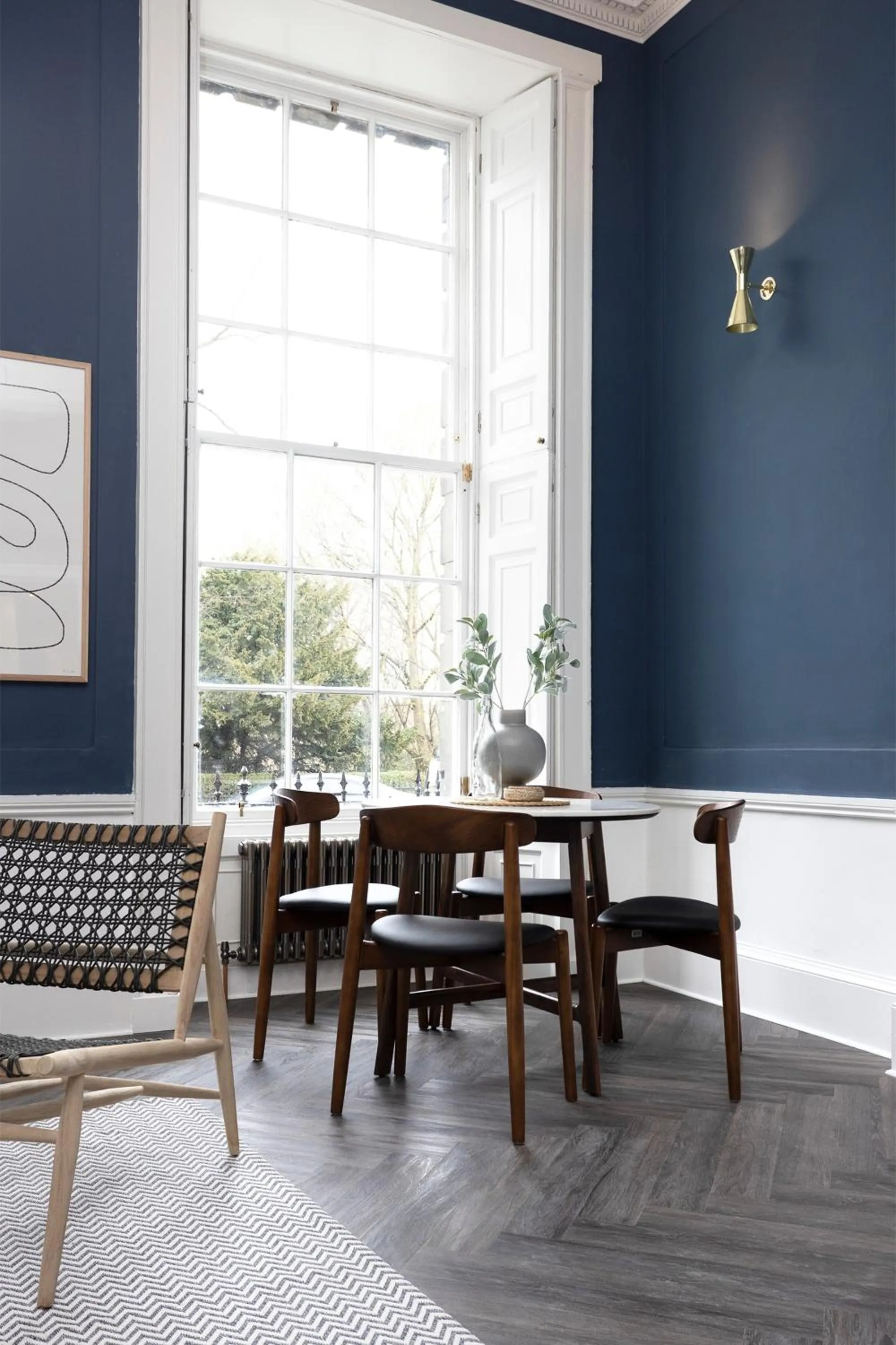 Dining area in 29 Queen Street Aparthotel