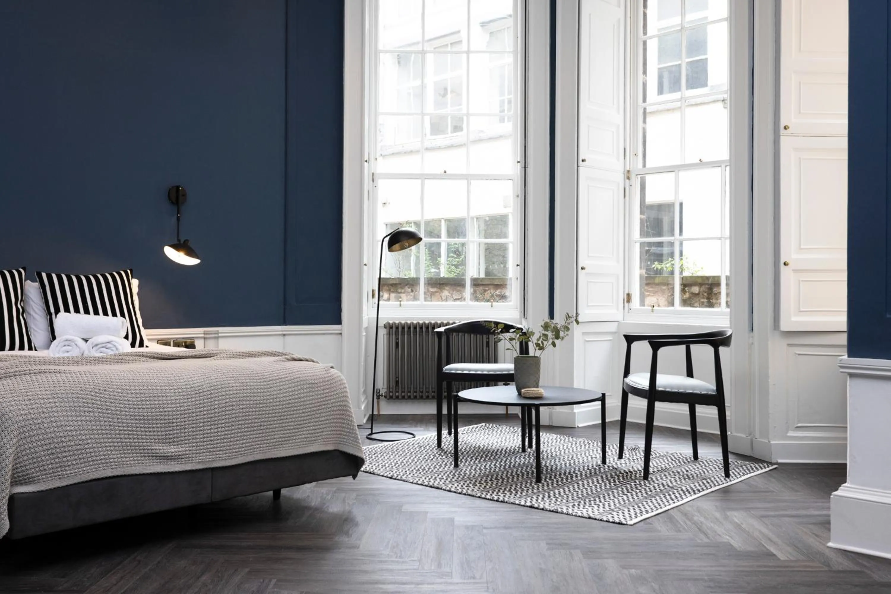 Bed in 29 Queen Street Aparthotel