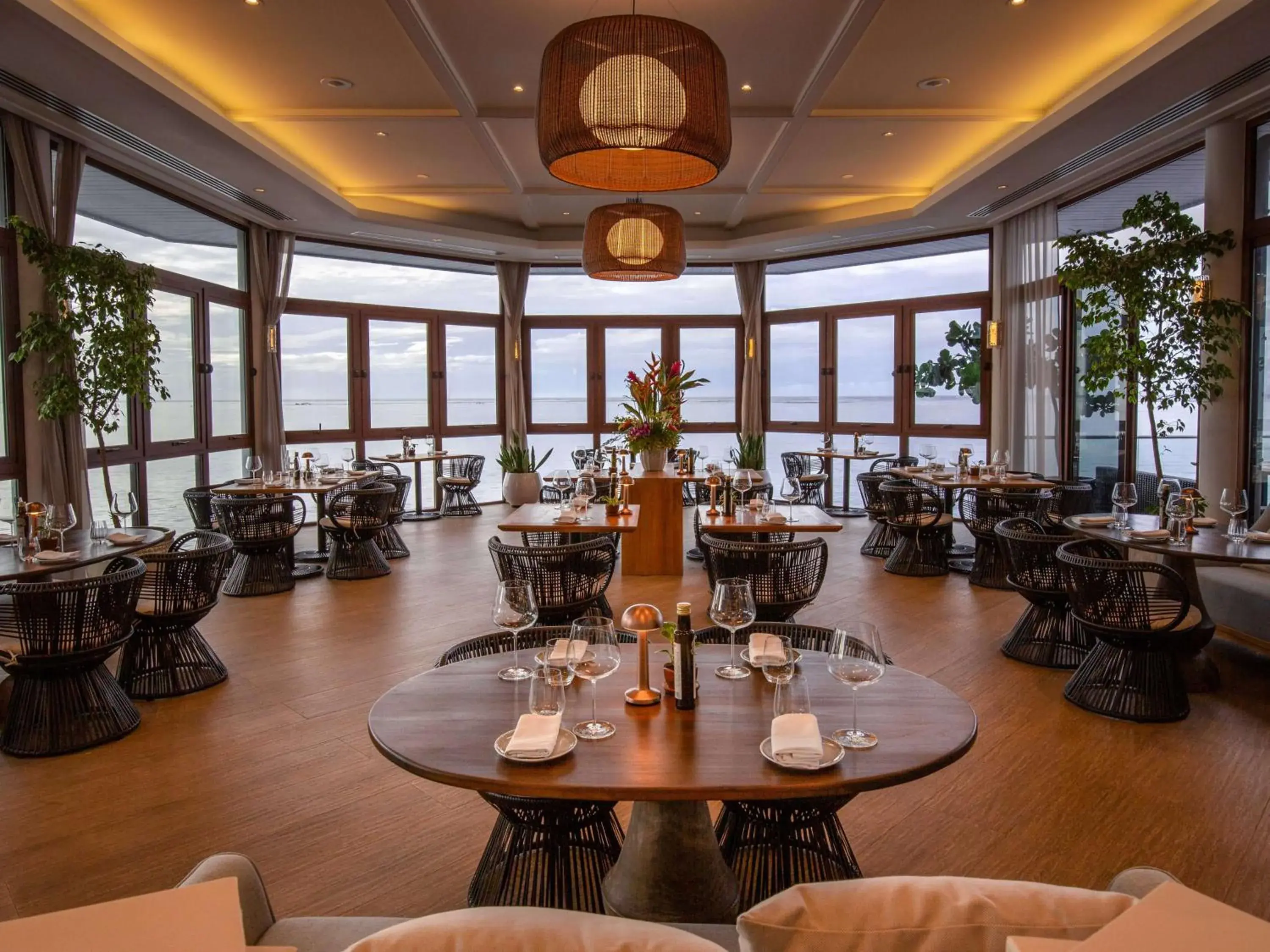 Restaurant/places to eat in Hilton Hotel Tahiti Restaurant/places to eat in Hilton Hotel Tahiti