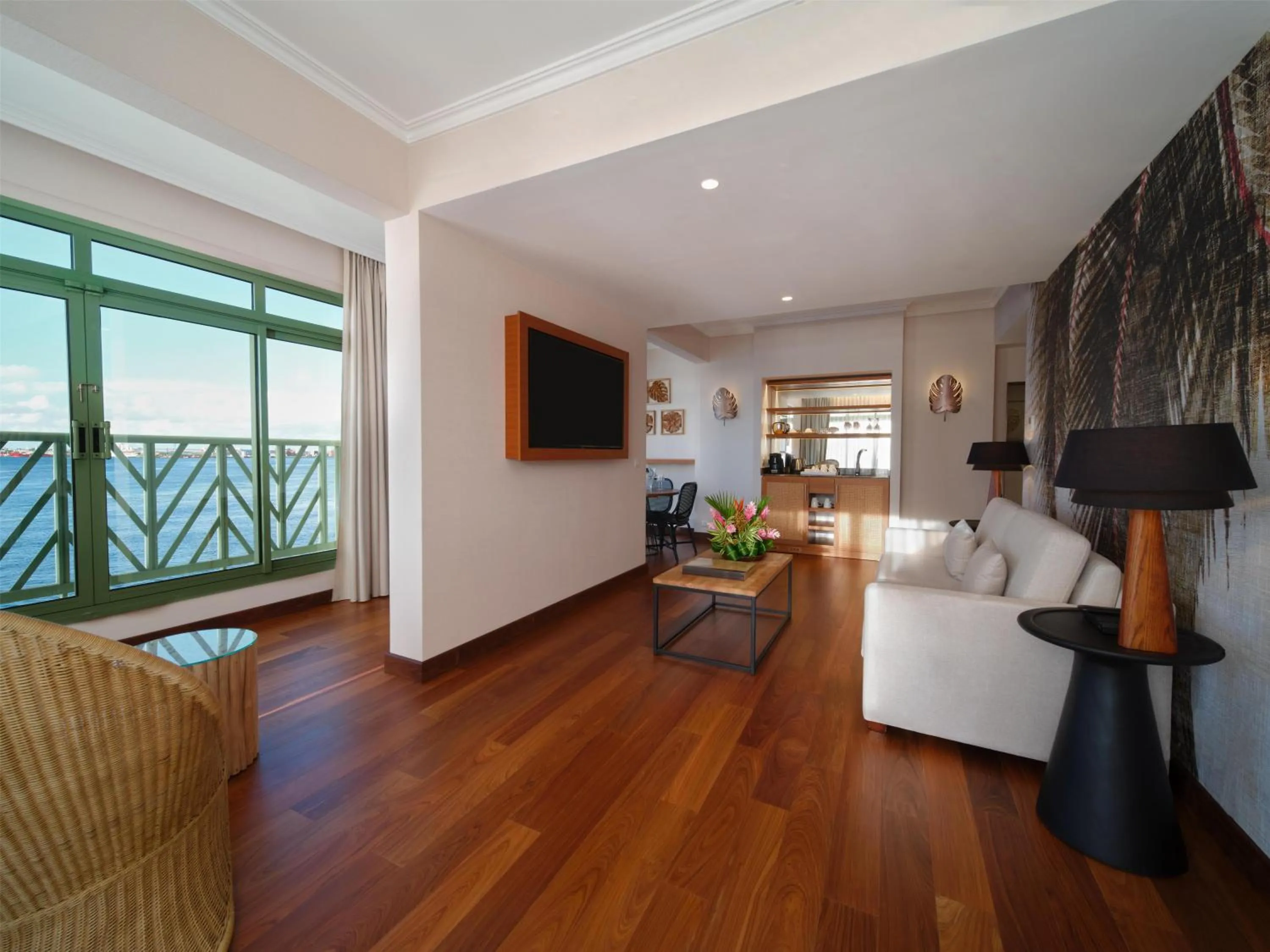 Living room in Hilton Hotel Tahiti