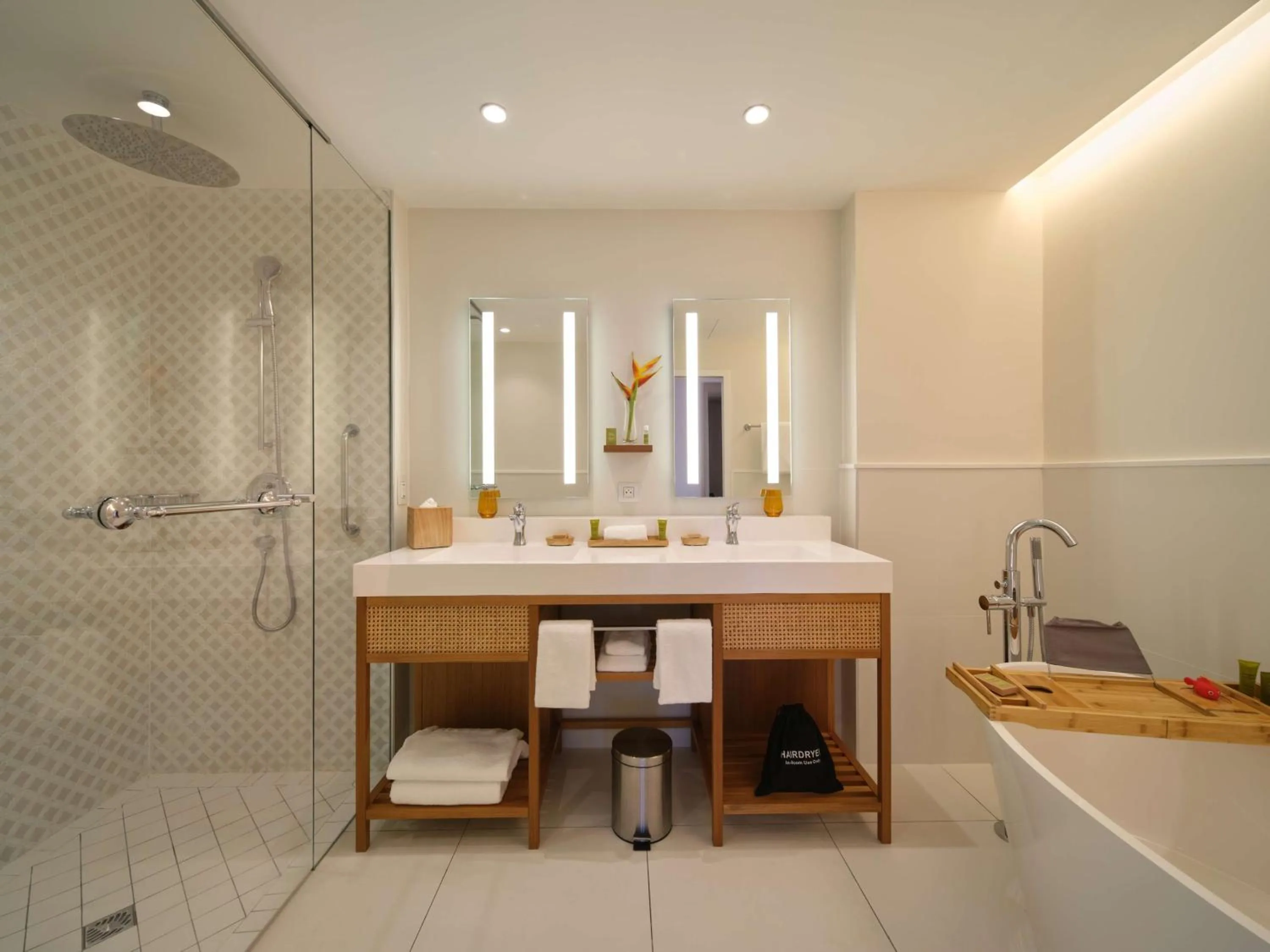 Bathroom in Hilton Hotel Tahiti