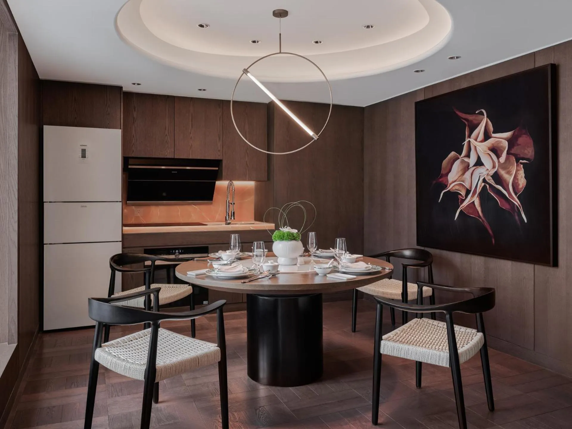 Kitchen or kitchenette in Conrad Urumqi