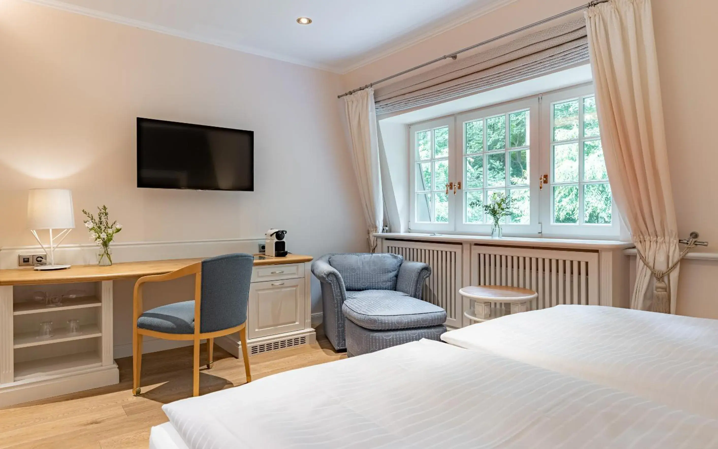 Seating area, Bed in Waldhaus Reinbek Seating area, Bed in Waldhaus Reinbek