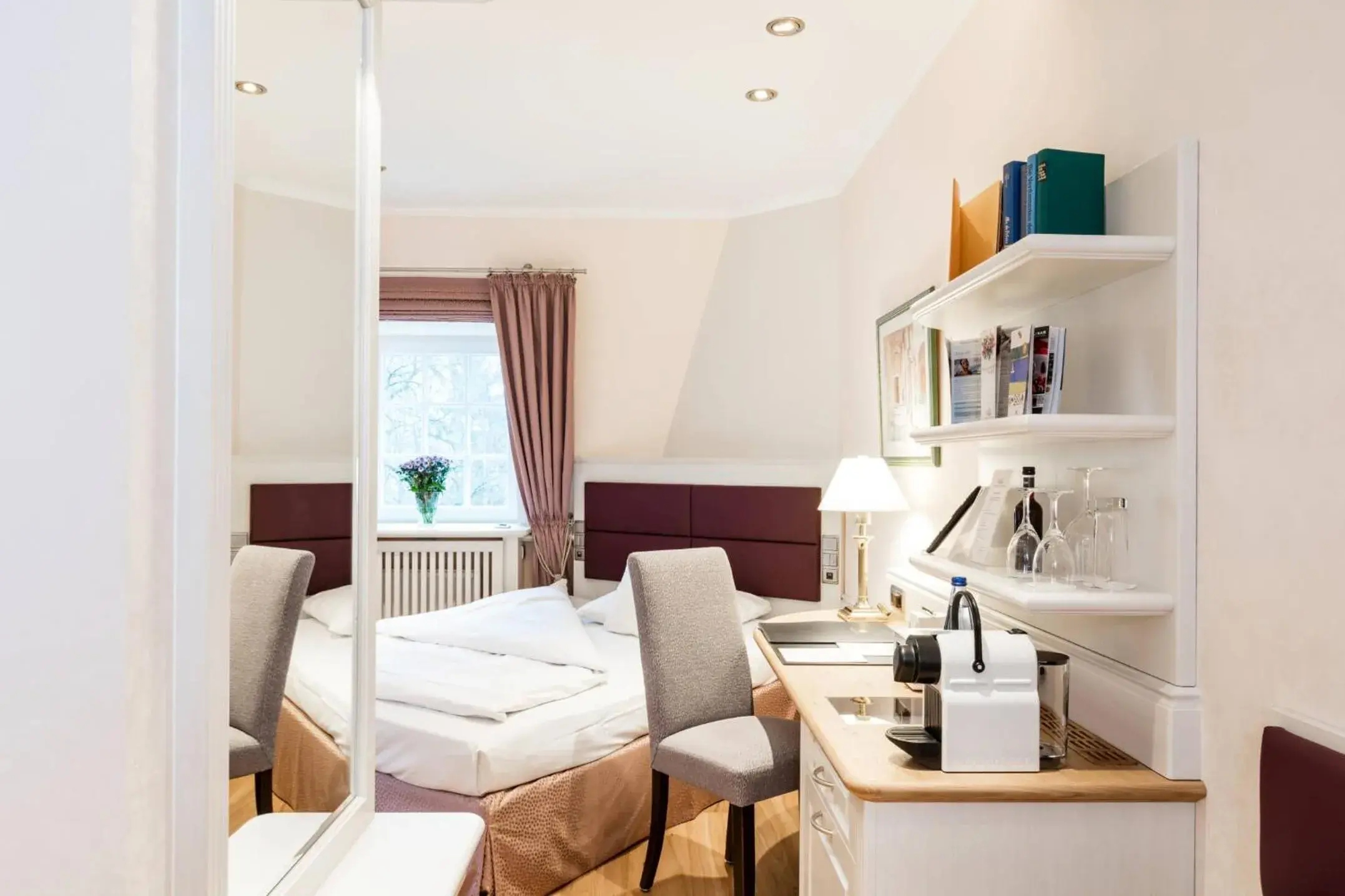 Bedroom, Bed in Waldhaus Reinbek Bedroom, Bed in Waldhaus Reinbek