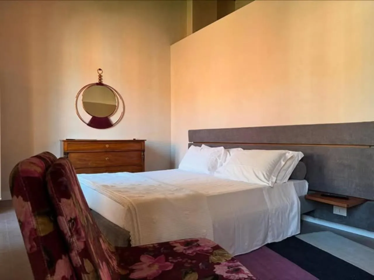 Bed in Ginevra Boutique Rooms - Palazzo Leosini - Residenze D'Epoca