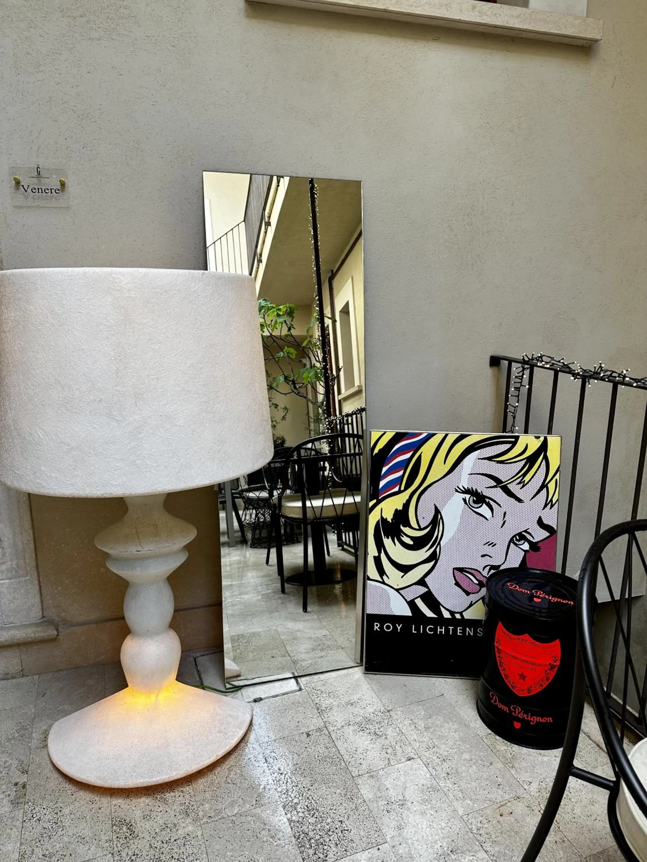 Patio in Ginevra Boutique Rooms - Palazzo Leosini - Residenze D'Epoca