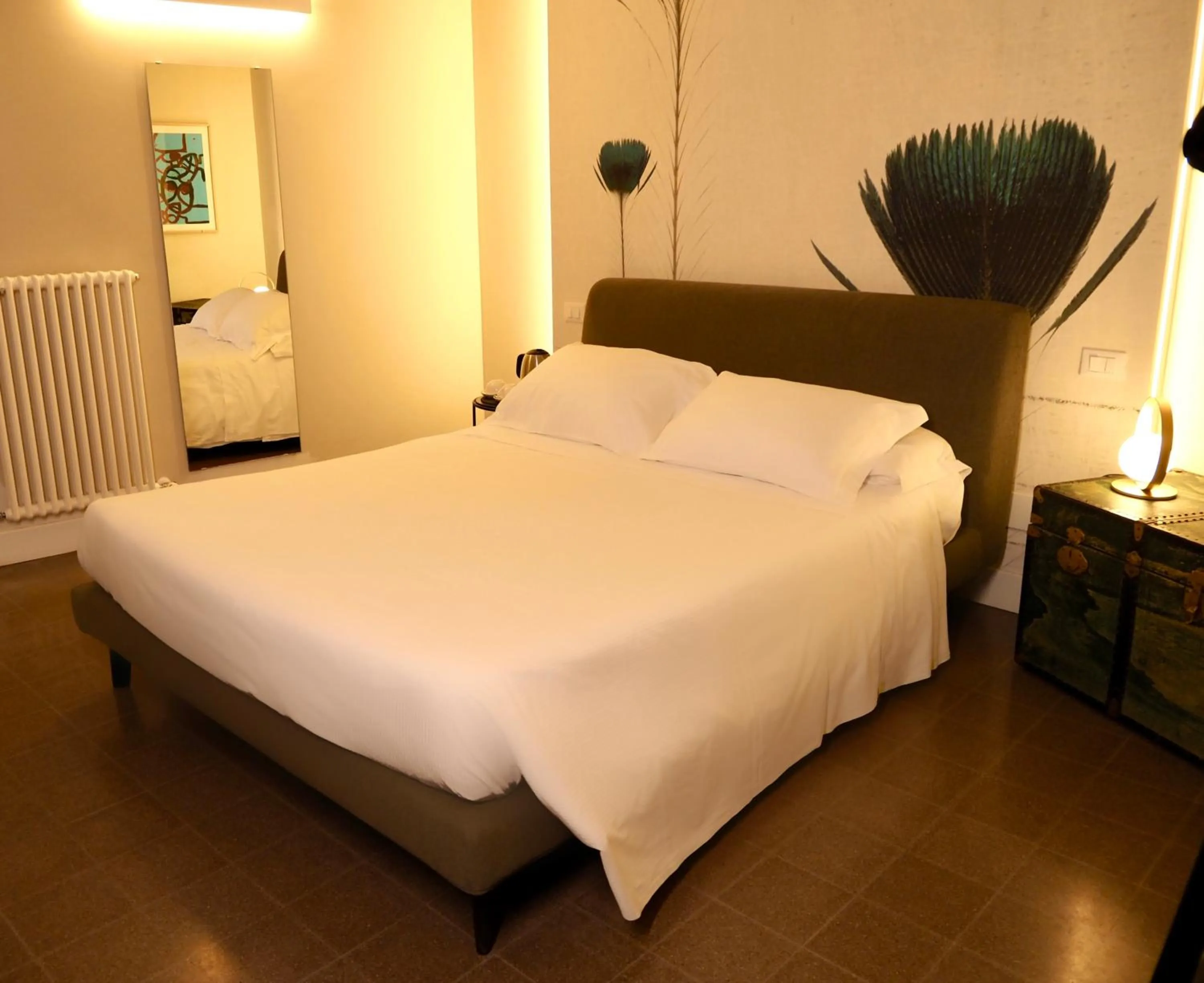 Bed in Albergo Diffuso Ginevra Boutique Rooms - Palazzo Leosini - Residenze D'Epoca