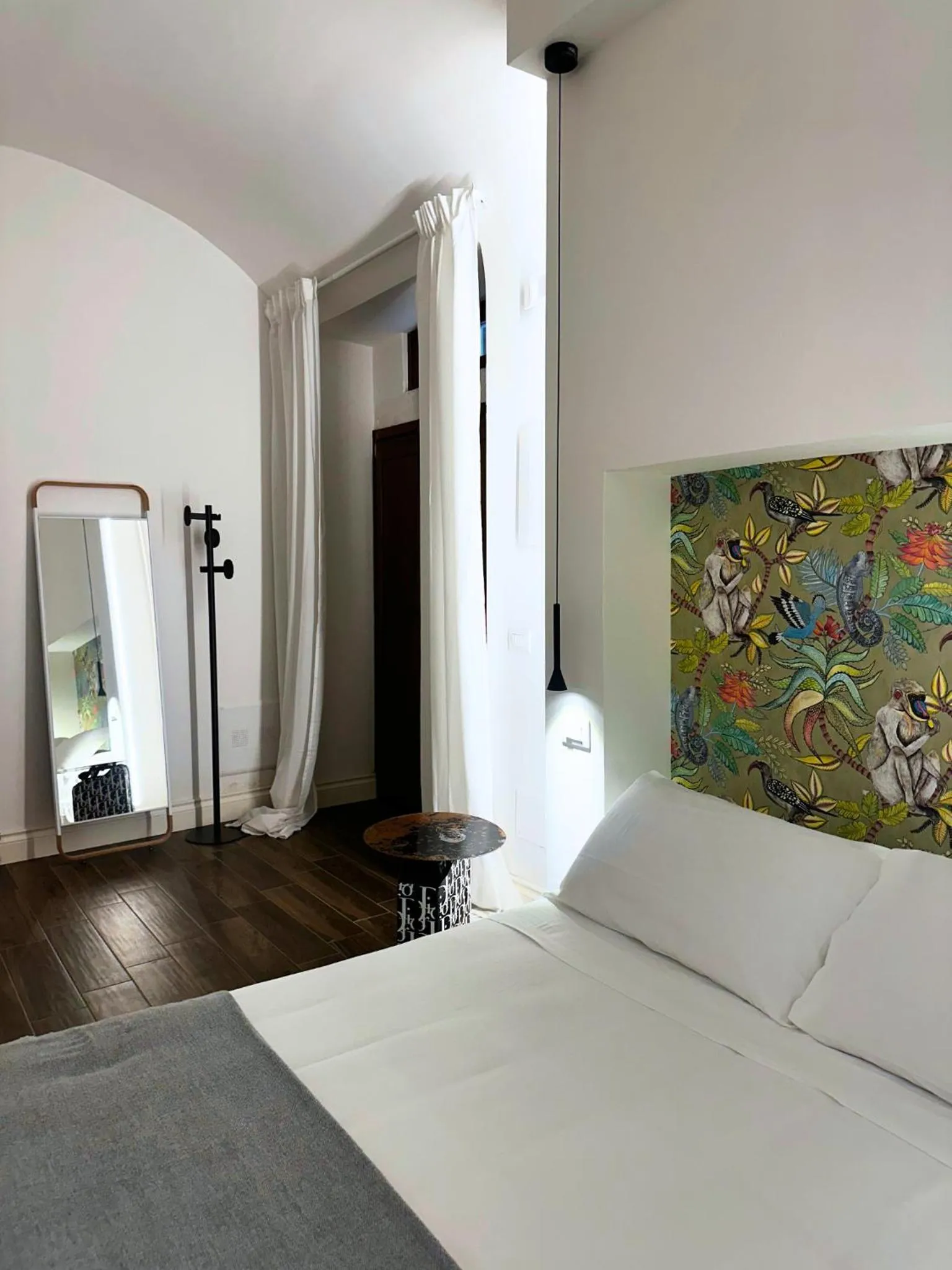Bed in Ginevra Boutique Rooms - Palazzo Leosini - Residenze D'Epoca