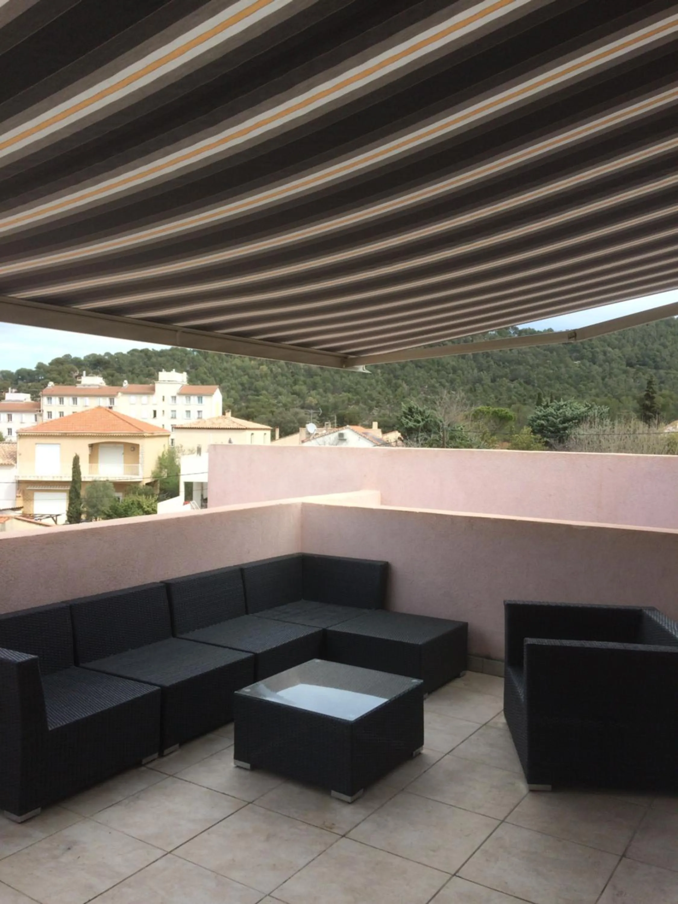 Property building, Balcony/Terrace in La Calanq'Aise