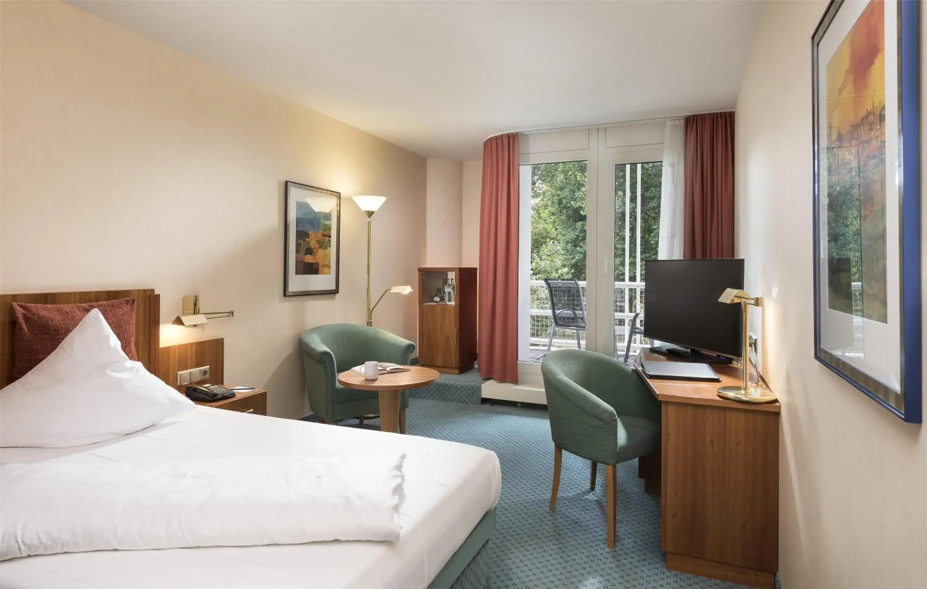 Comfort Single Room - single occupancy in Best Western Premier Parkhotel Bad Mergentheim Comfort Single Room - single occupancy in Best Western Premier Parkhotel Bad Mergentheim