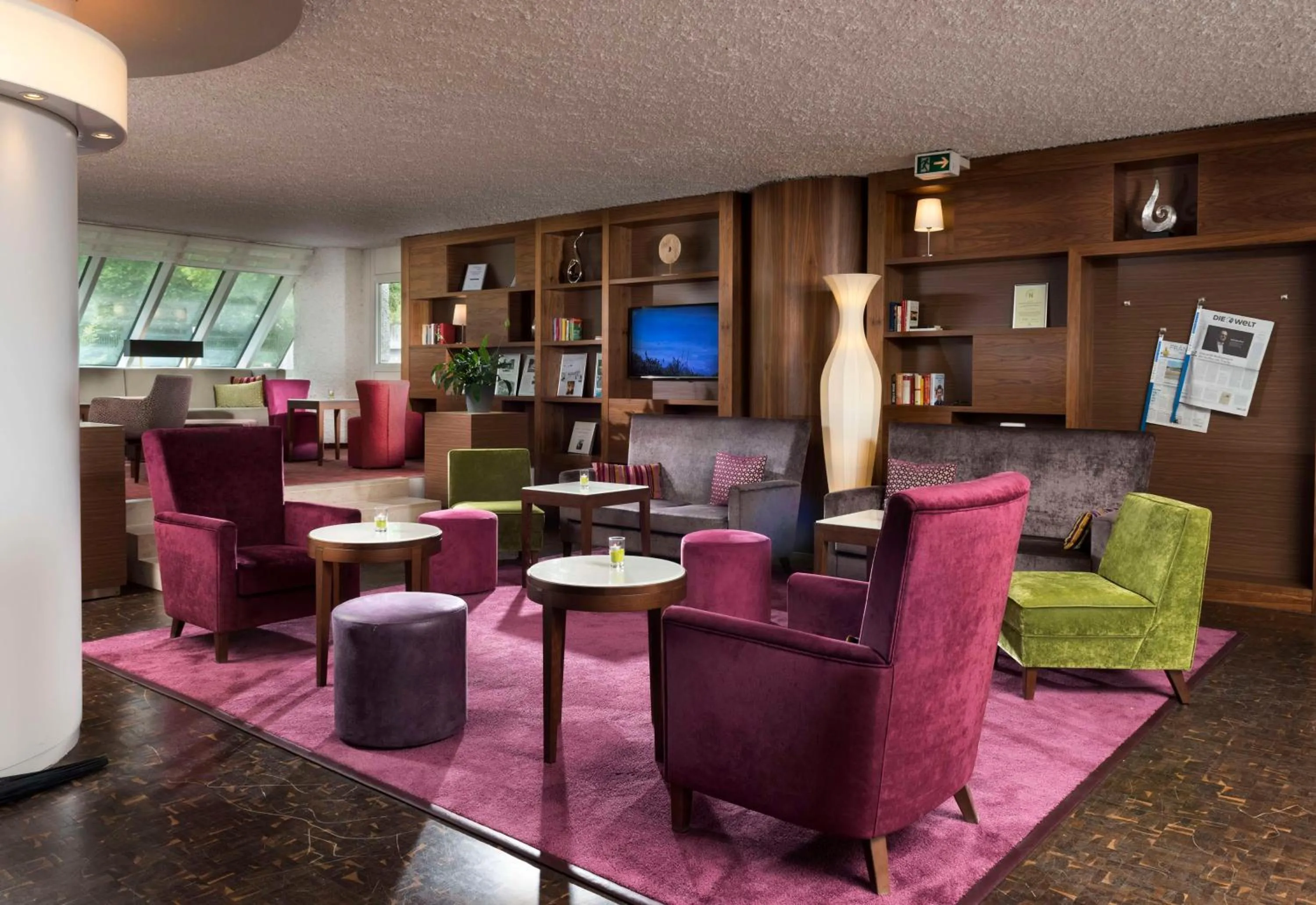 Lobby or reception in Best Western Premier Parkhotel Bad Mergentheim
