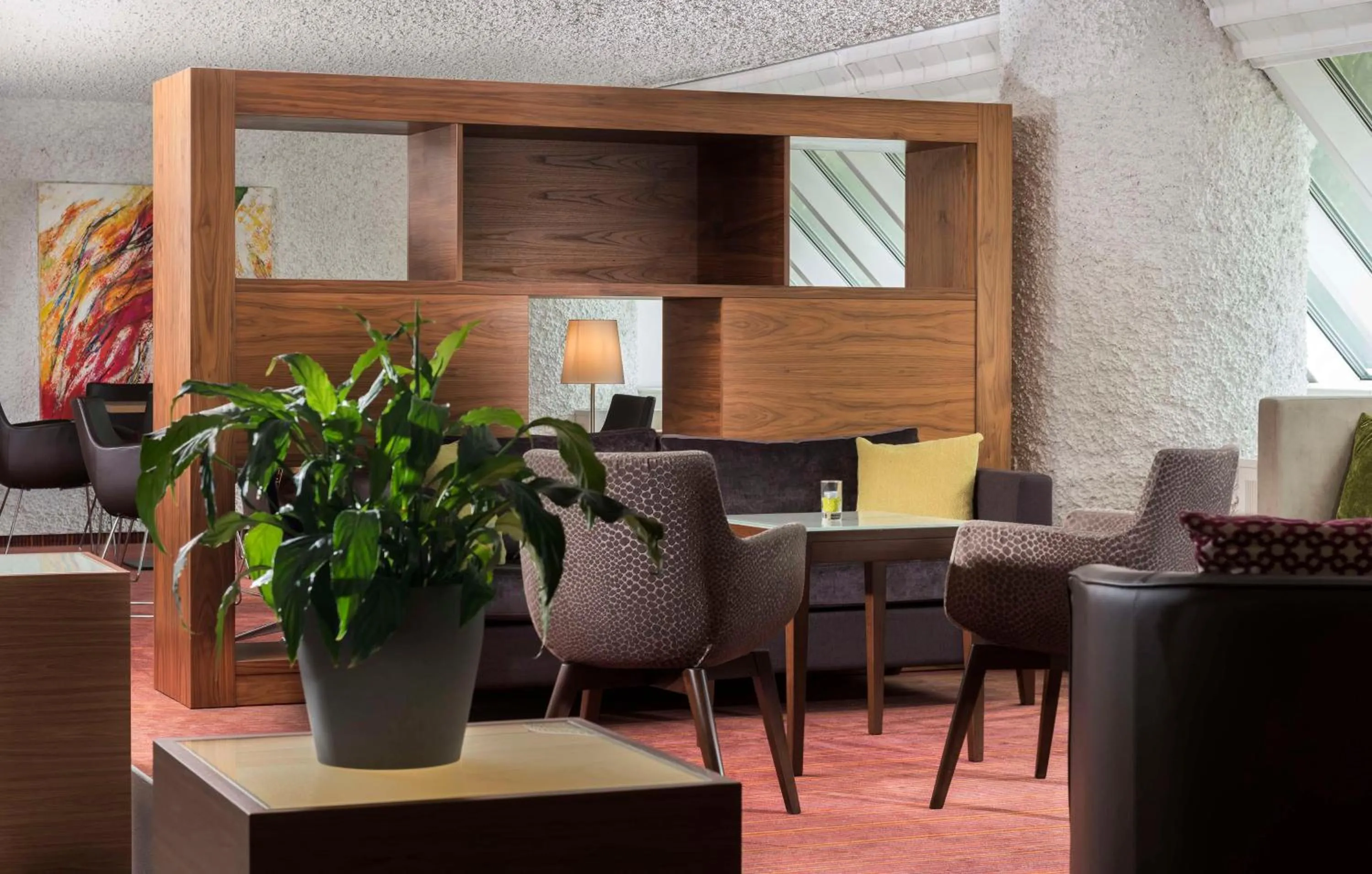 Lobby or reception in Best Western Premier Parkhotel Bad Mergentheim