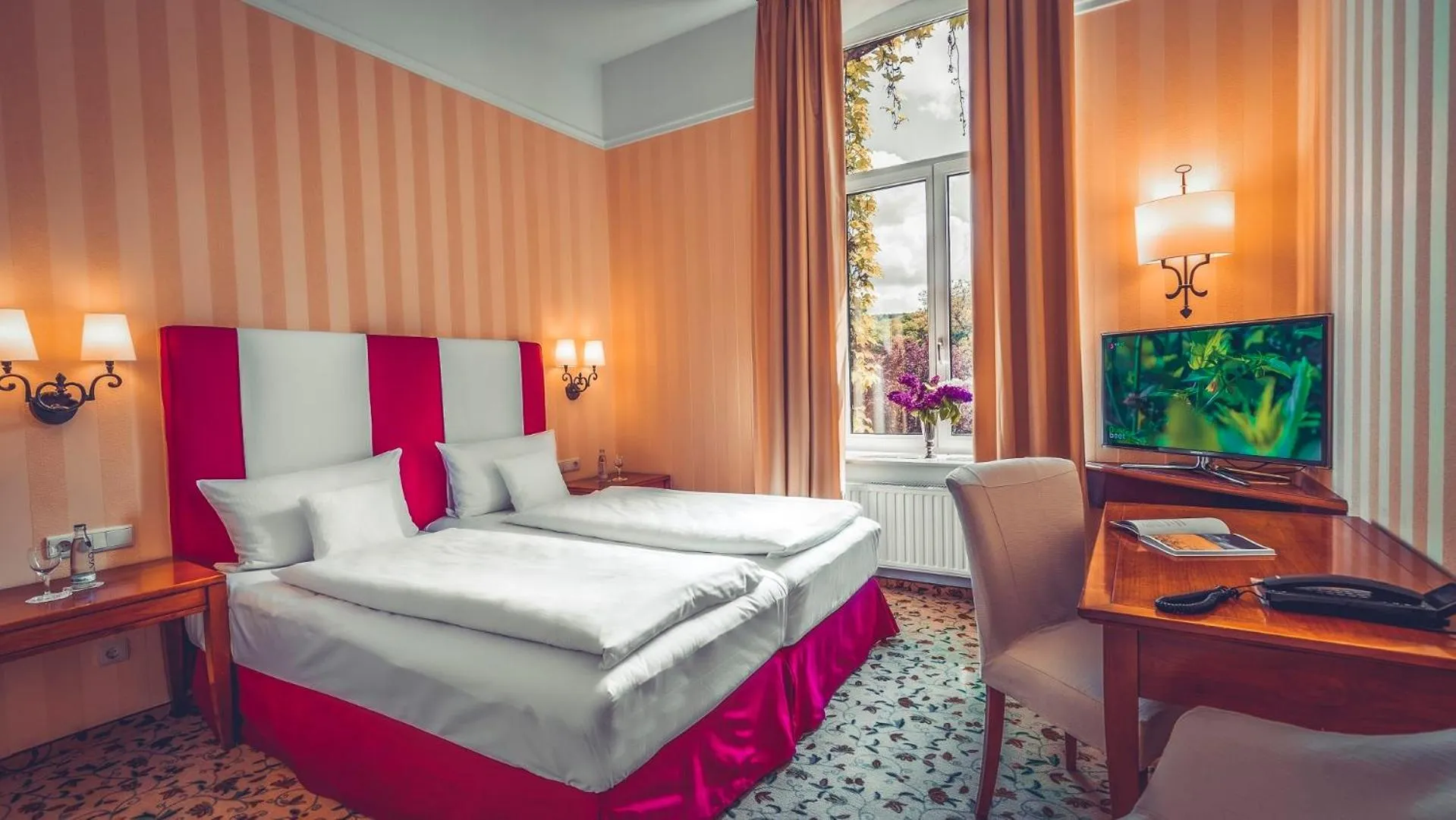 Staff, Bed in Hotel Villa Sanct Peter