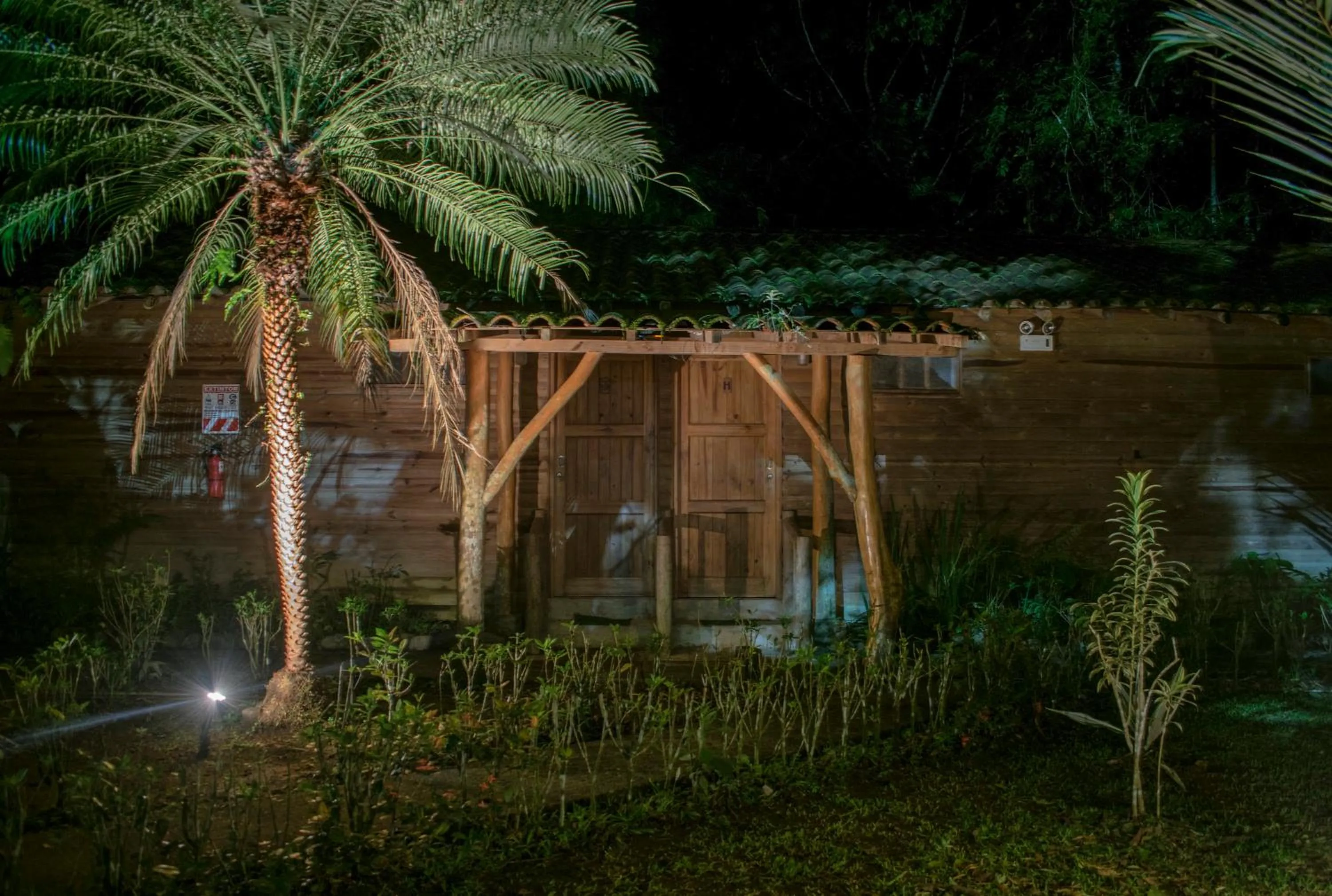 Facade/entrance in Hotel Bugabutik