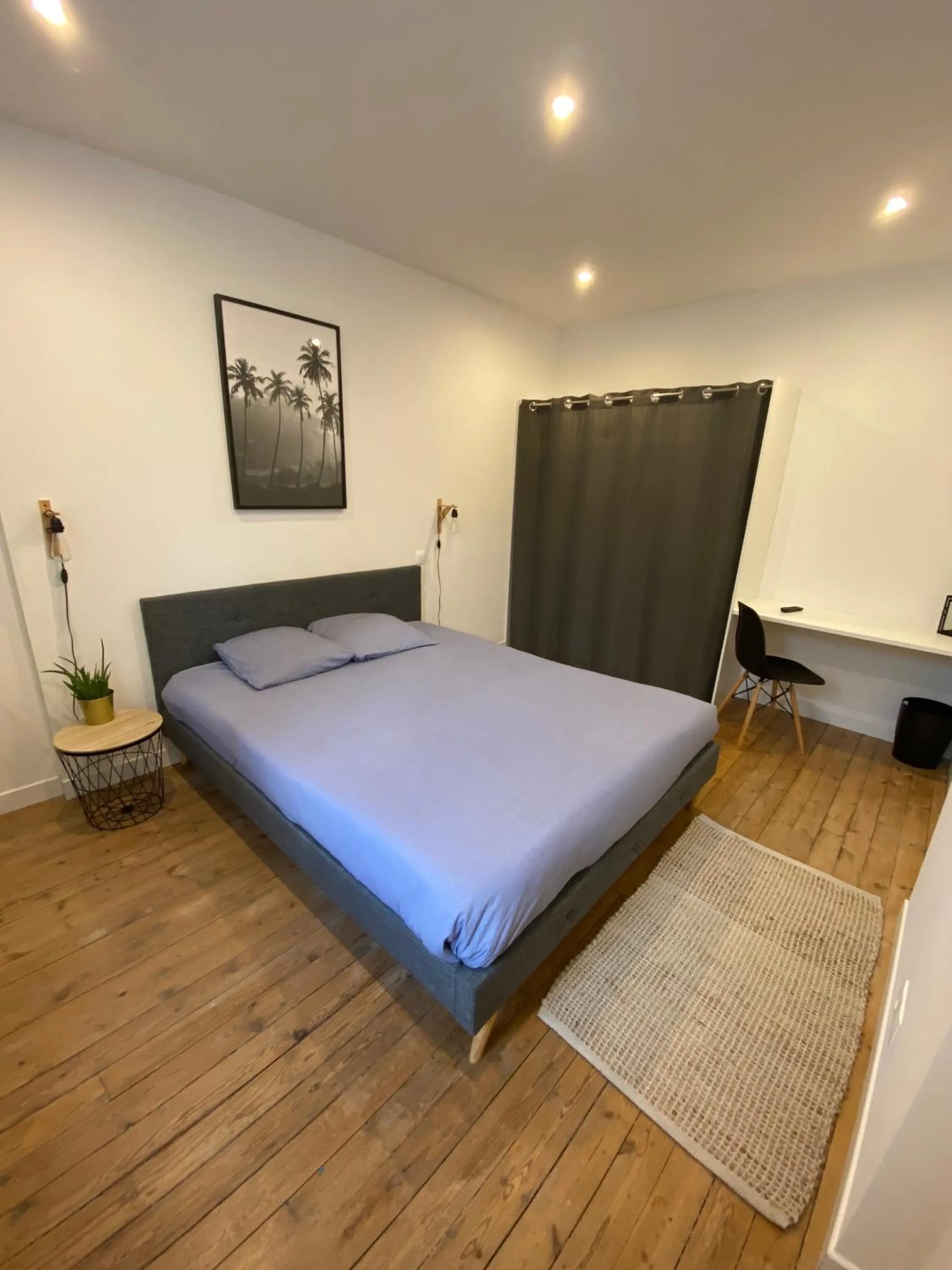 Bedroom, Bed in Appartement 97 M2 proche Puy du fou