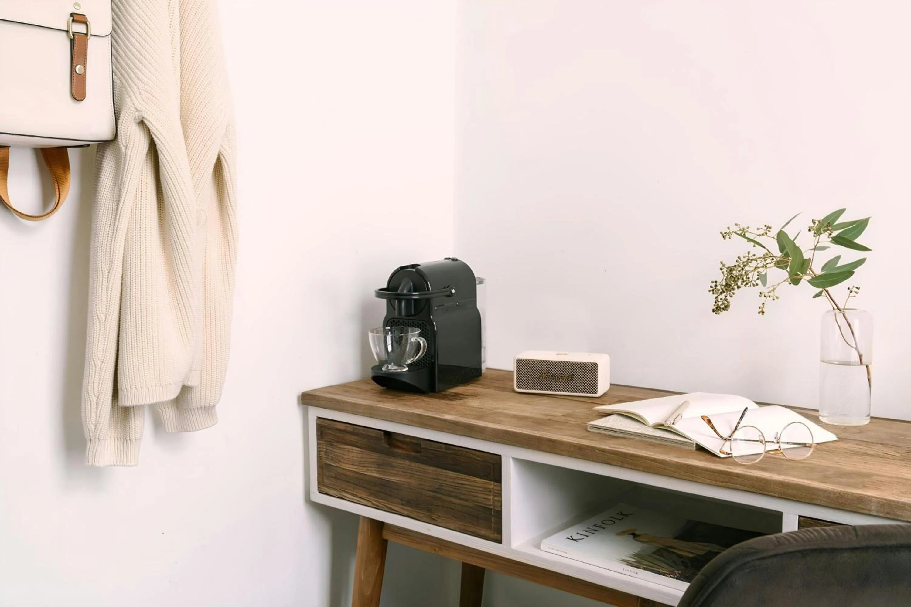 Photo of the whole room in Park House Hotel Museum Quarter, Sonder by Marriott Bonvoy