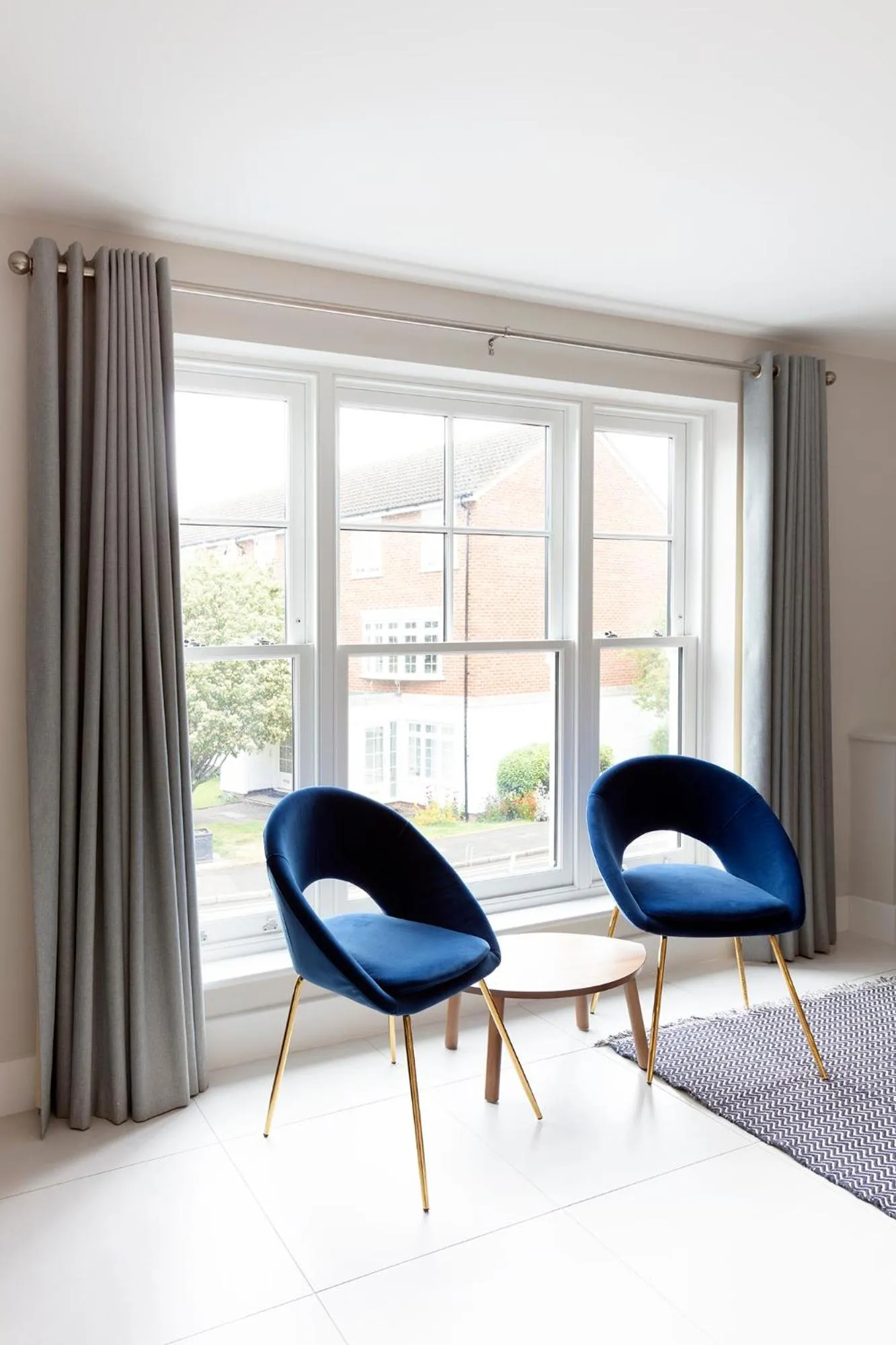 Immaculate Central Windsor Town House with parking