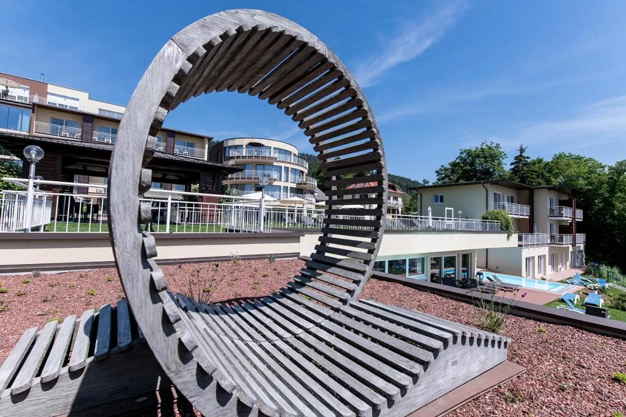 Patio in das Balance - Spa & Golf Hotel am Wörthersee