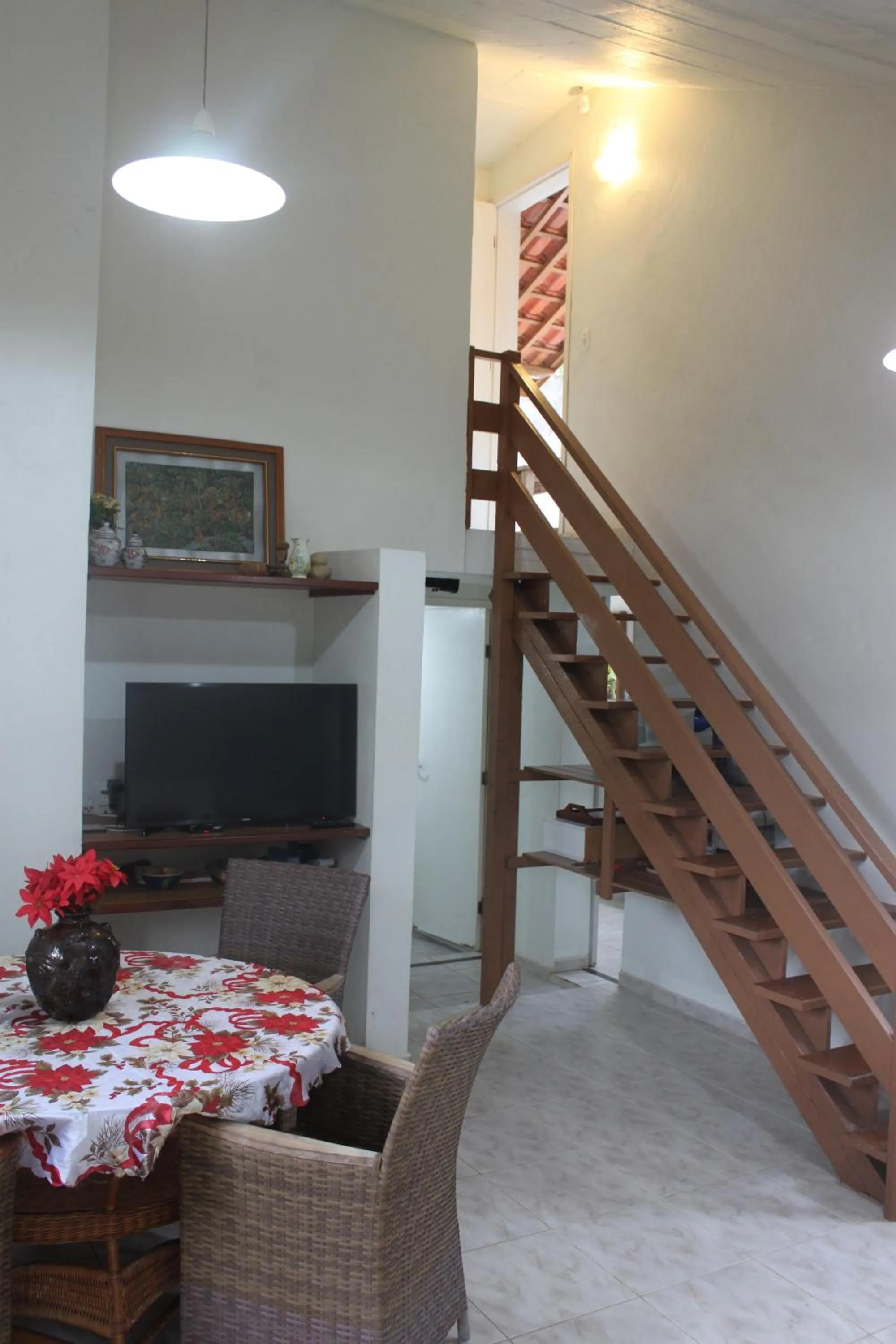 Communal lounge/ TV room in Piscina climatizada, jacuzzi e com grande área verde