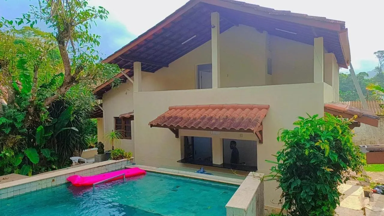 Property building in Piscina climatizada, jacuzzi e com grande área verde