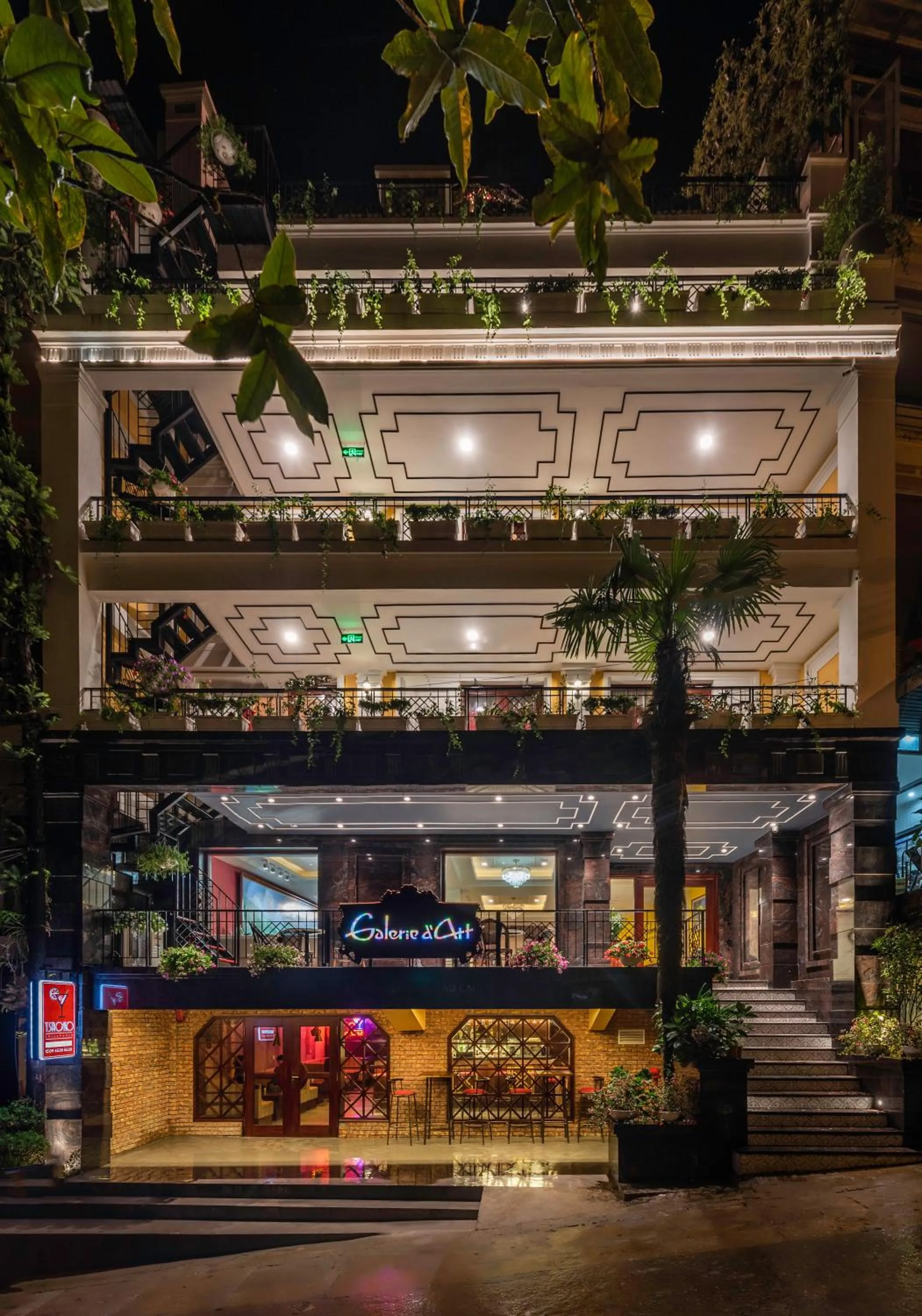 Property building in Cat Cat Galerie d’Art