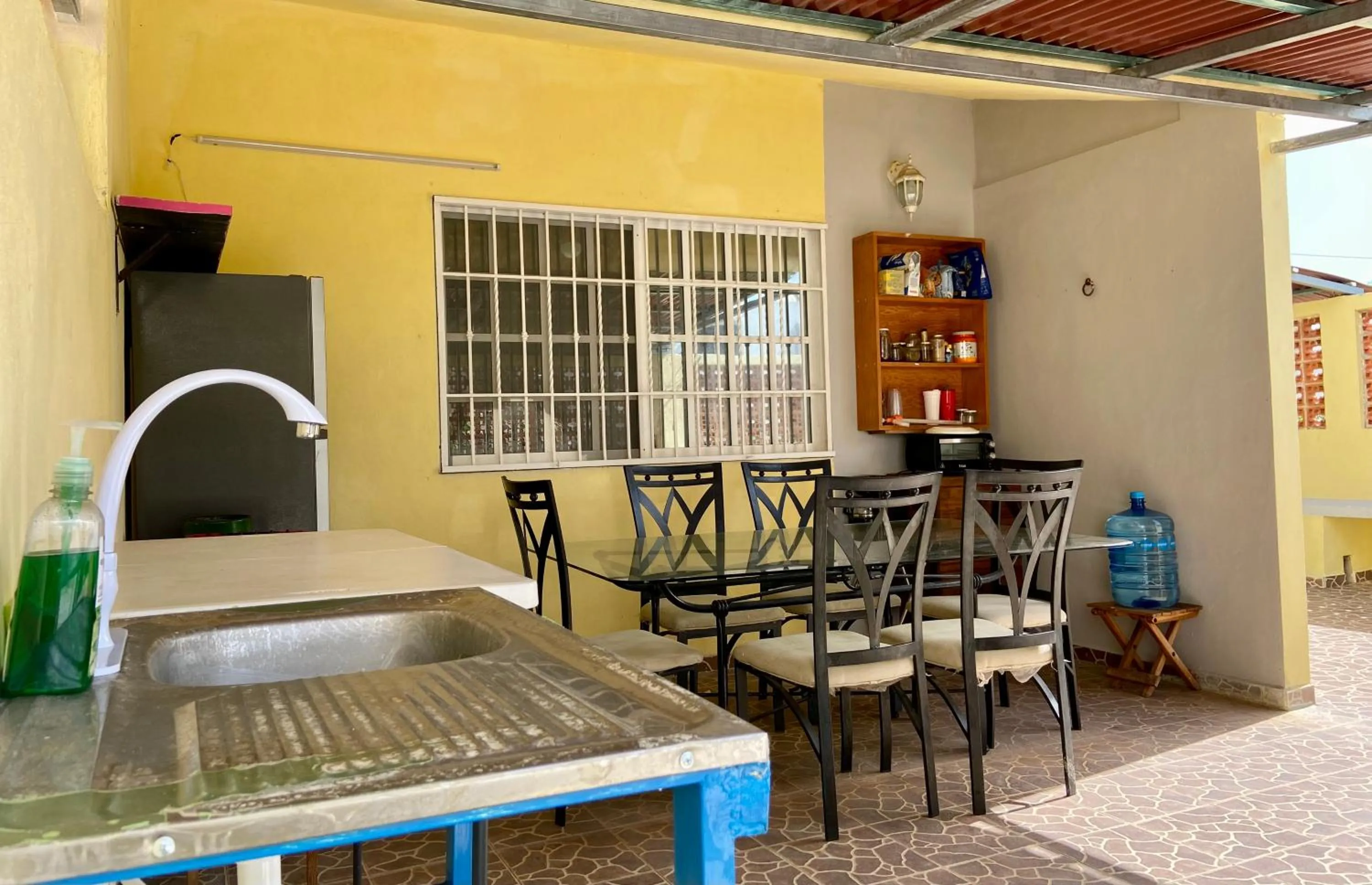 Dining area in Casa Kini en Cancún