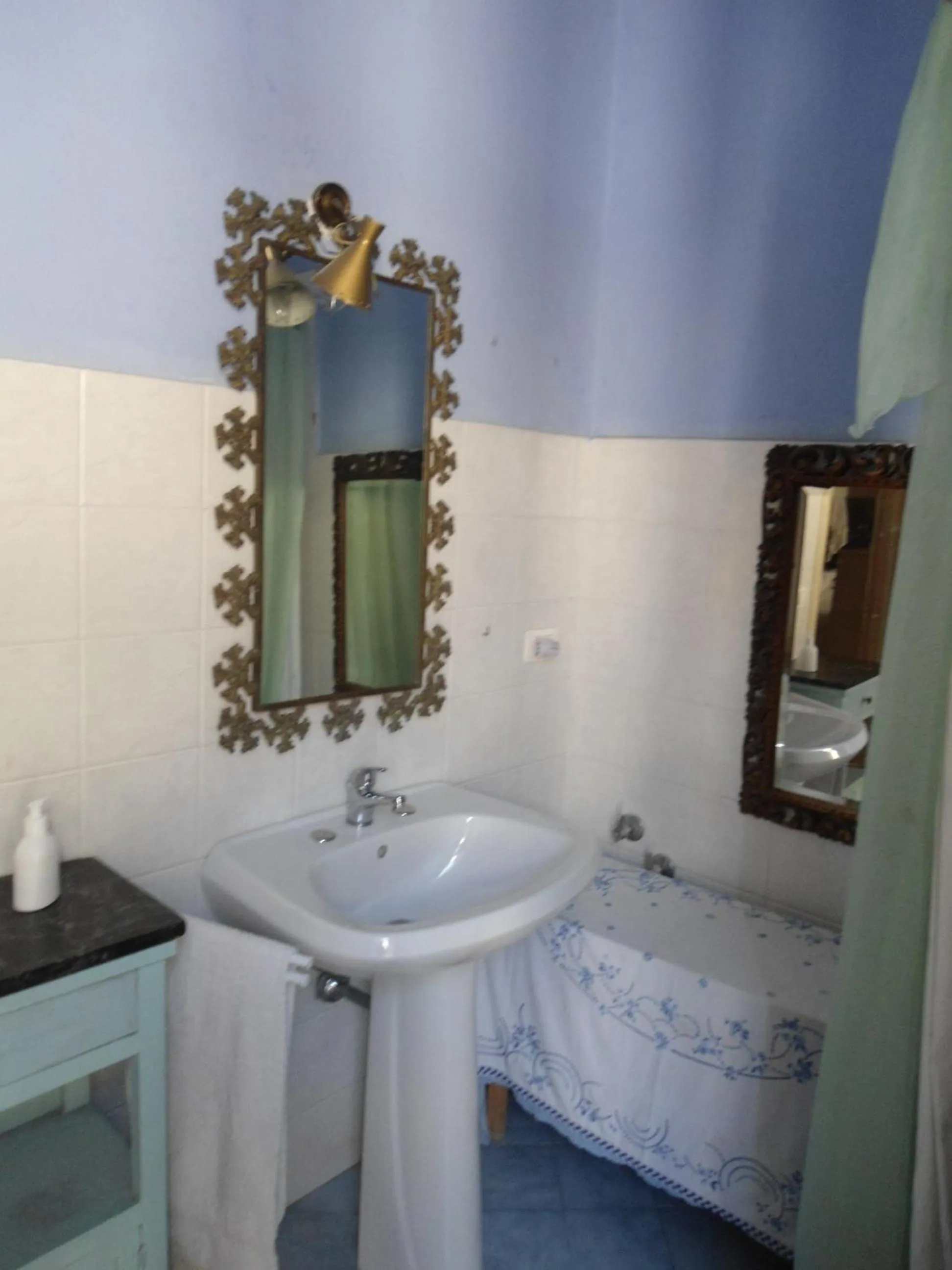 Bathroom in Rosella Bianchi