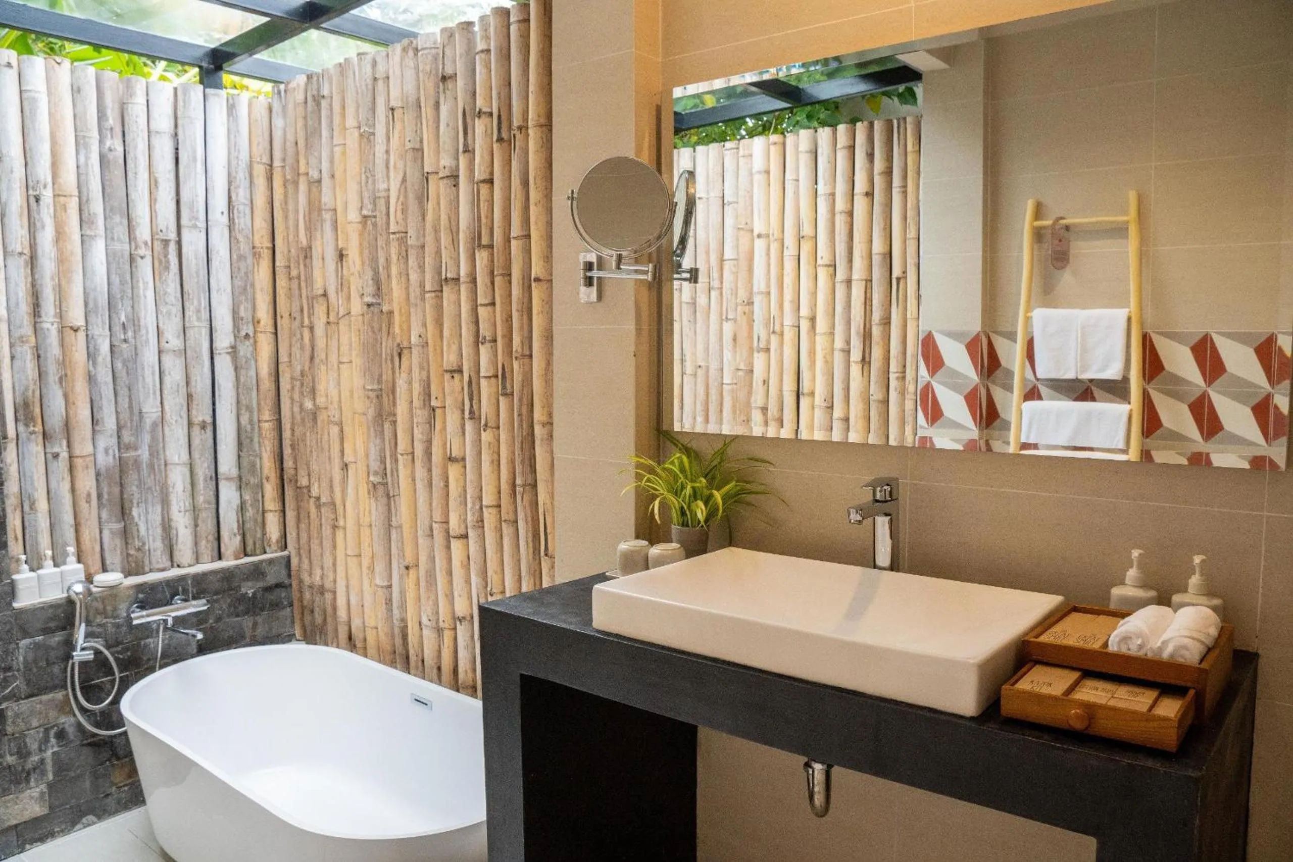 Bathroom in Pax Ana Doc Let Resort & Spa