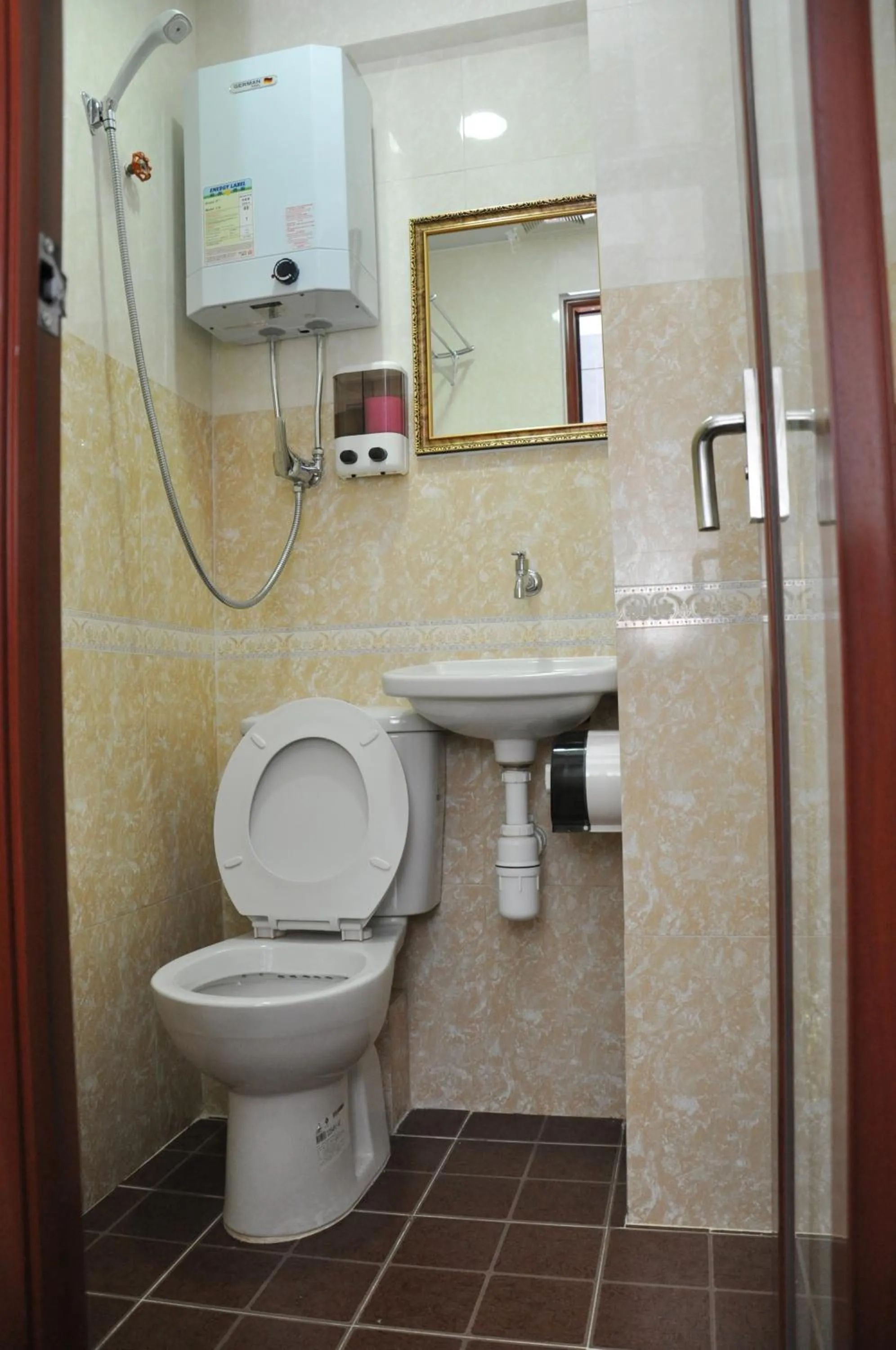 Bathroom in Pearl Premium Guest House(10/F)