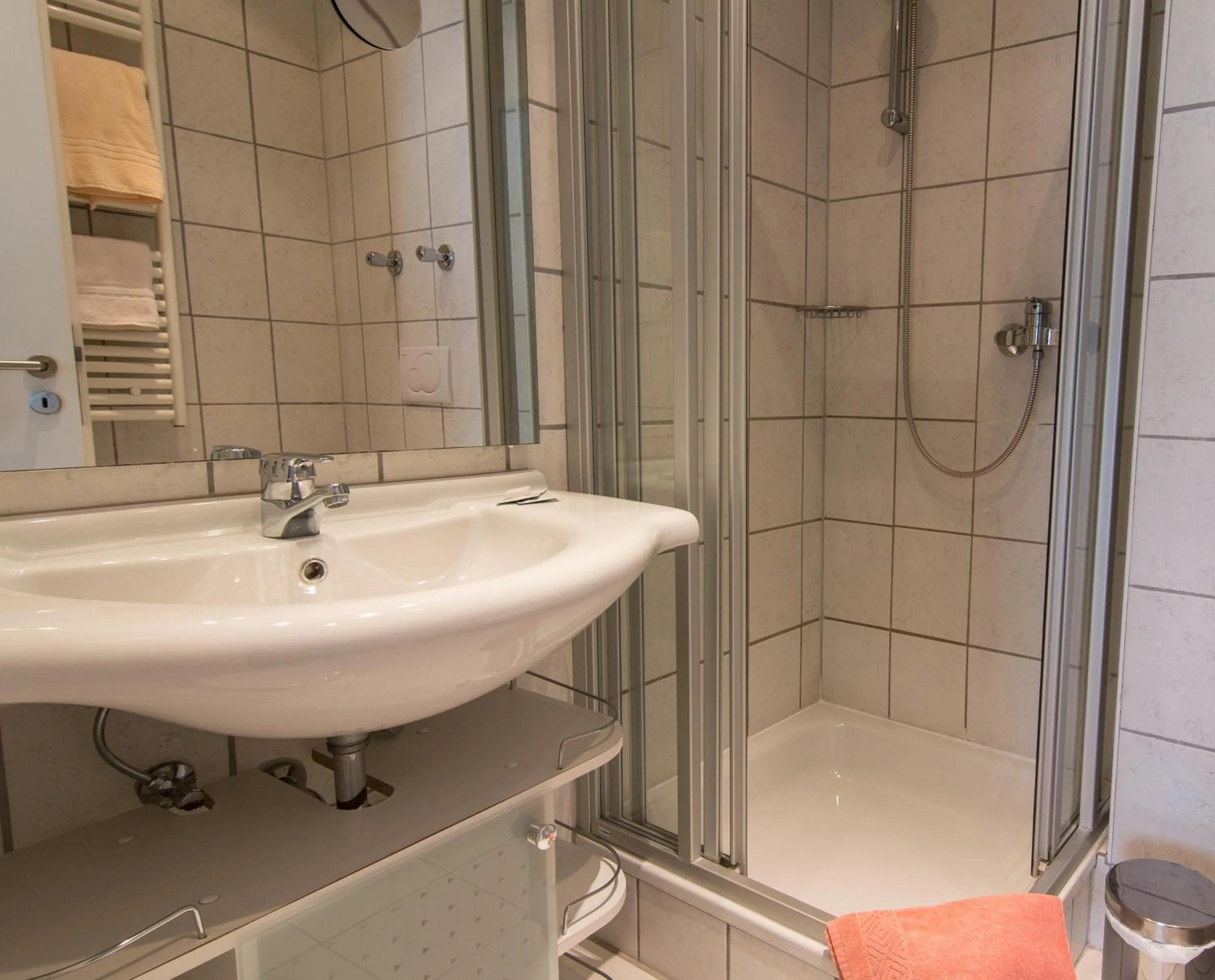 Garni Hotel & Ferienwohnungen Seeschlößchen