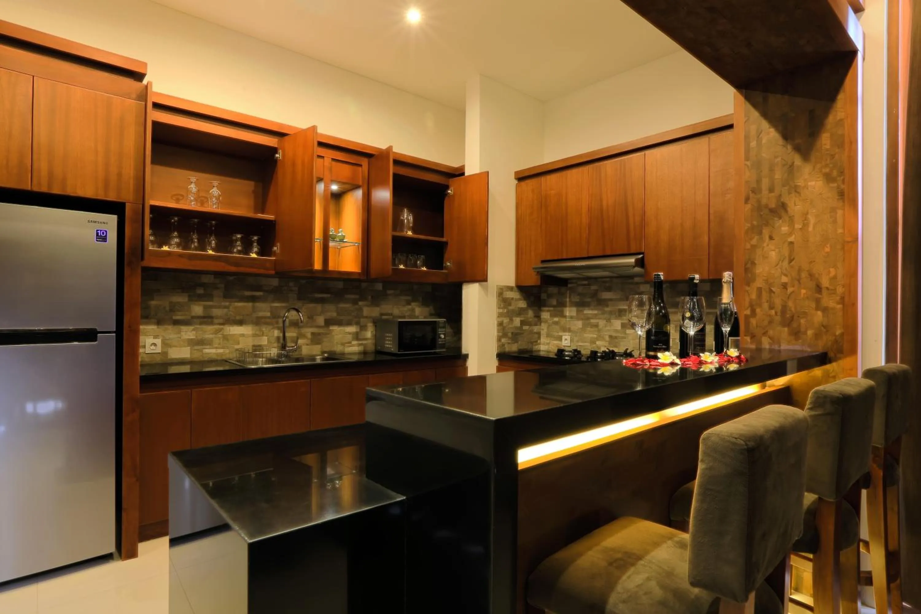 Kitchen or kitchenette in Bale Gede Luxury Villas