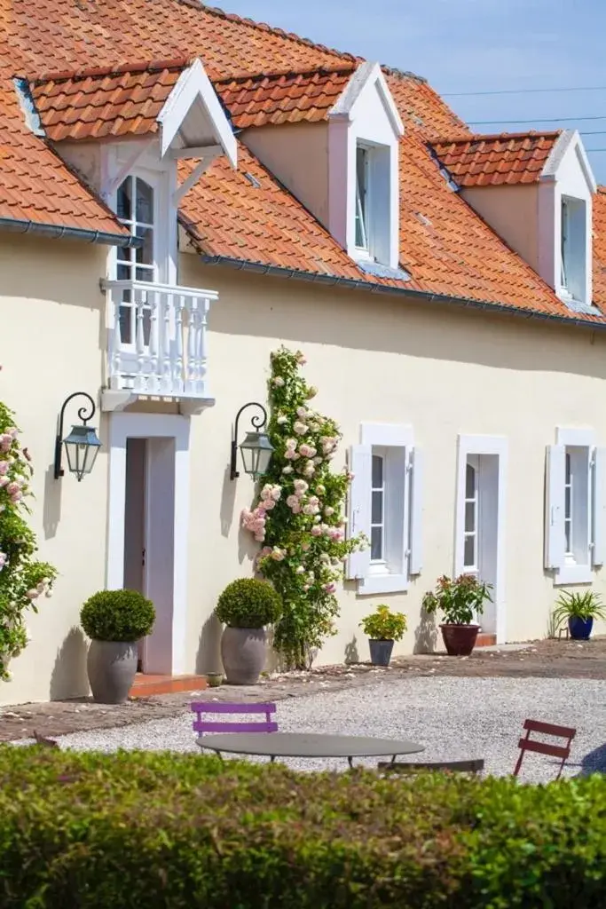 Le Colombier Le Colombier
