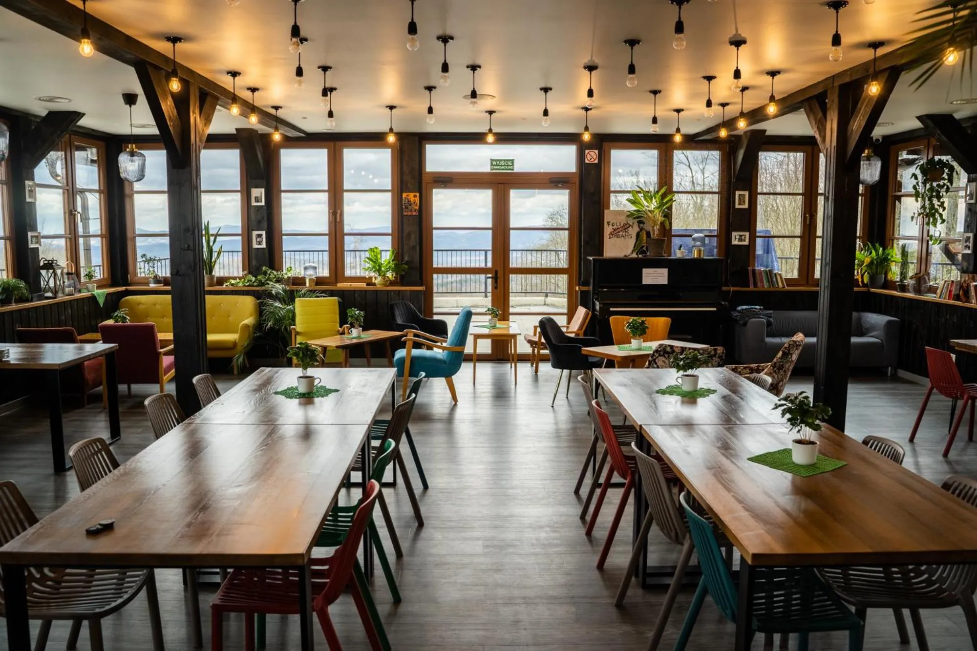 Communal lounge/ TV room in Owca z widokiem