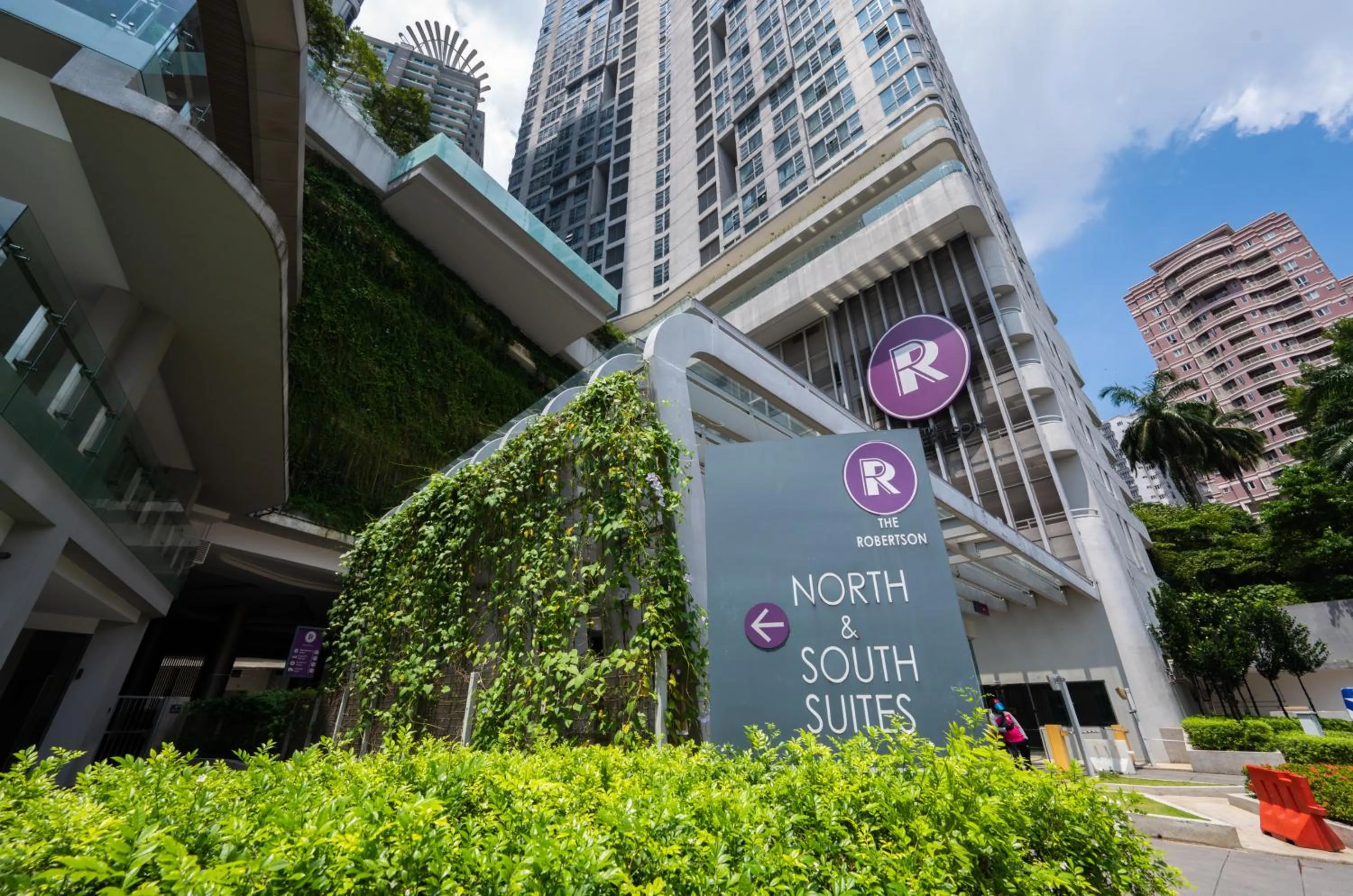 Property building in Greystone Robertson Residence