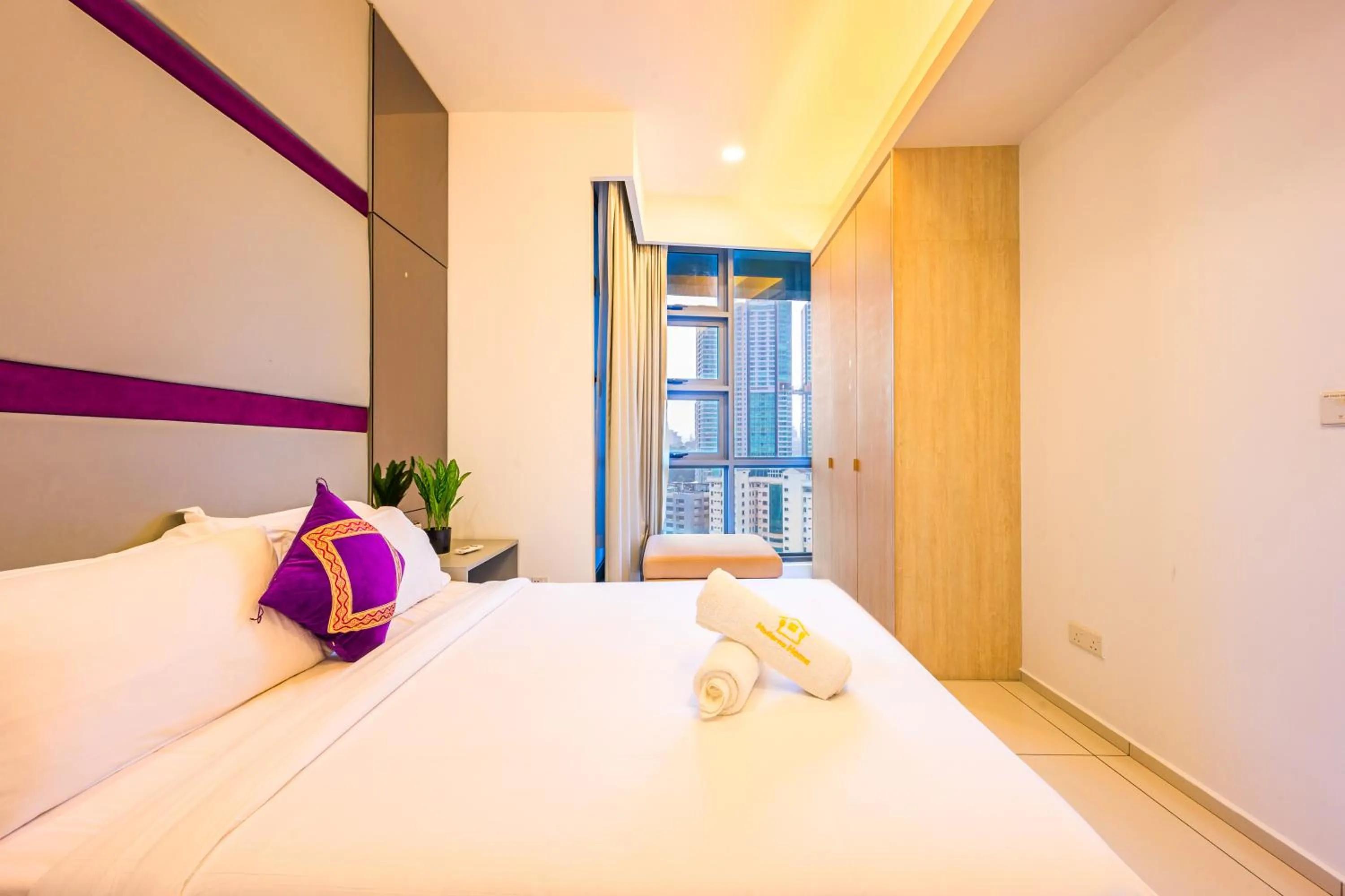 Bed in Greystone Robertson Residence