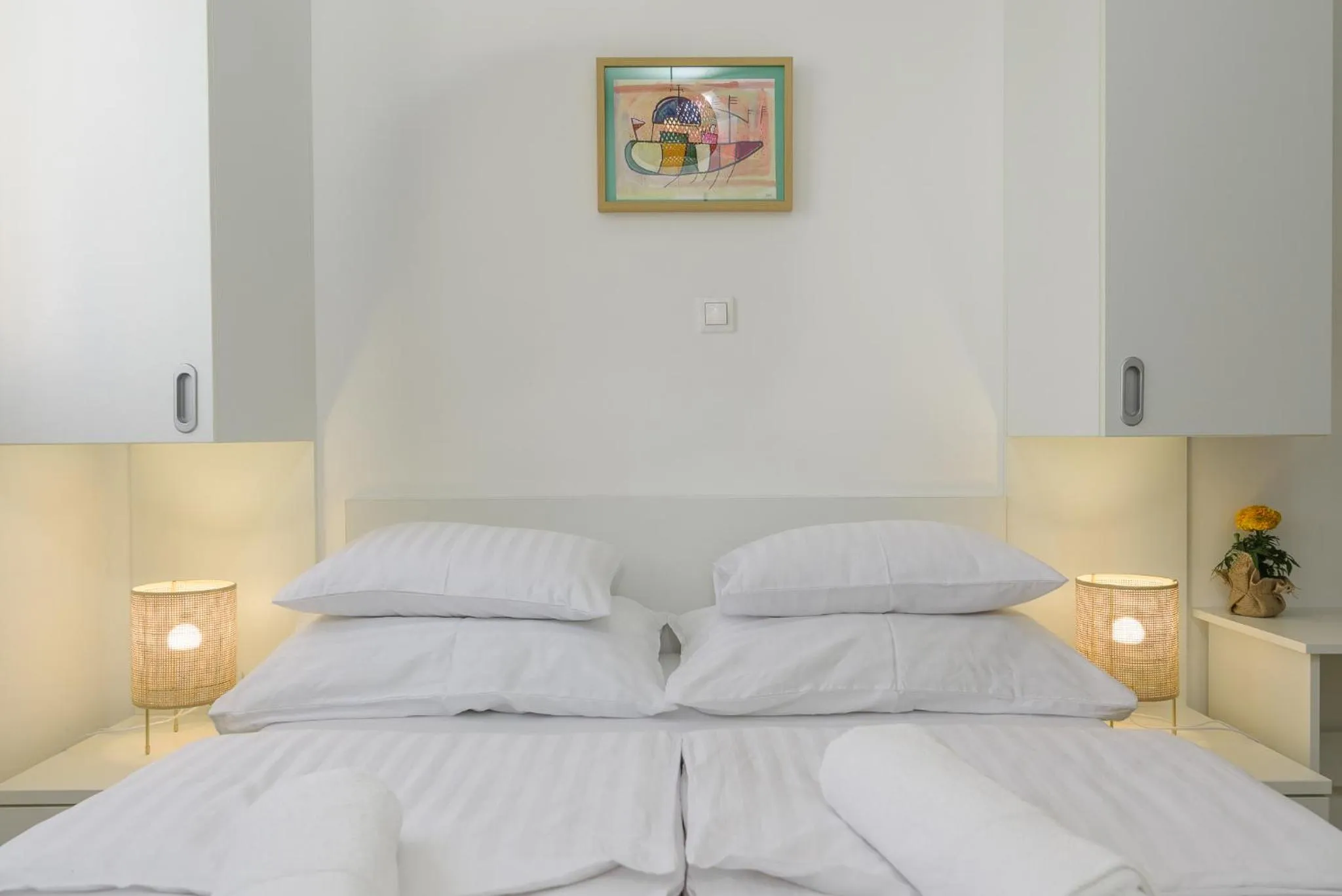 Bed in Vila White
