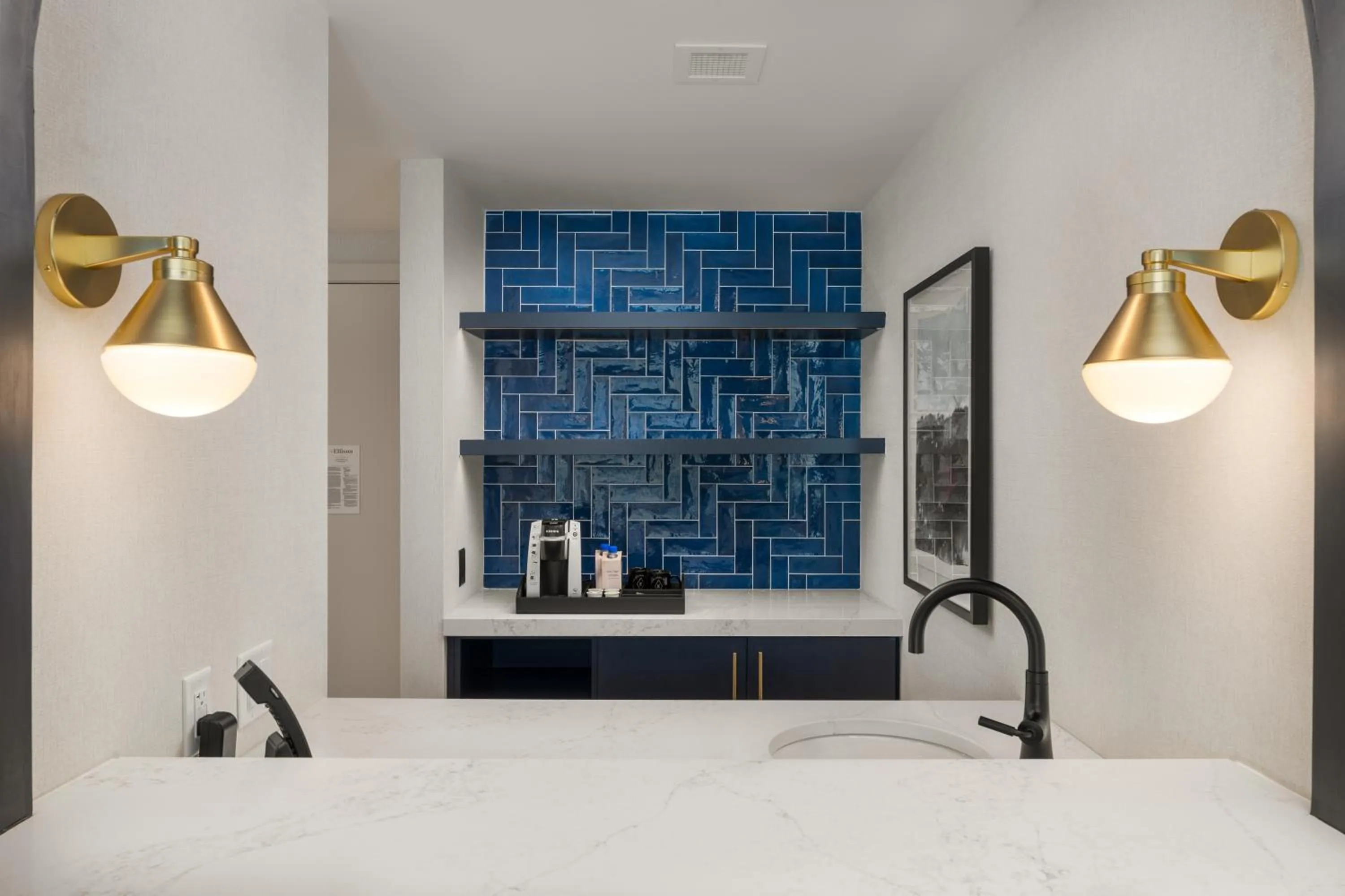 Bed in The Ellison, Oklahoma City, a Tribute Portfolio Hotel