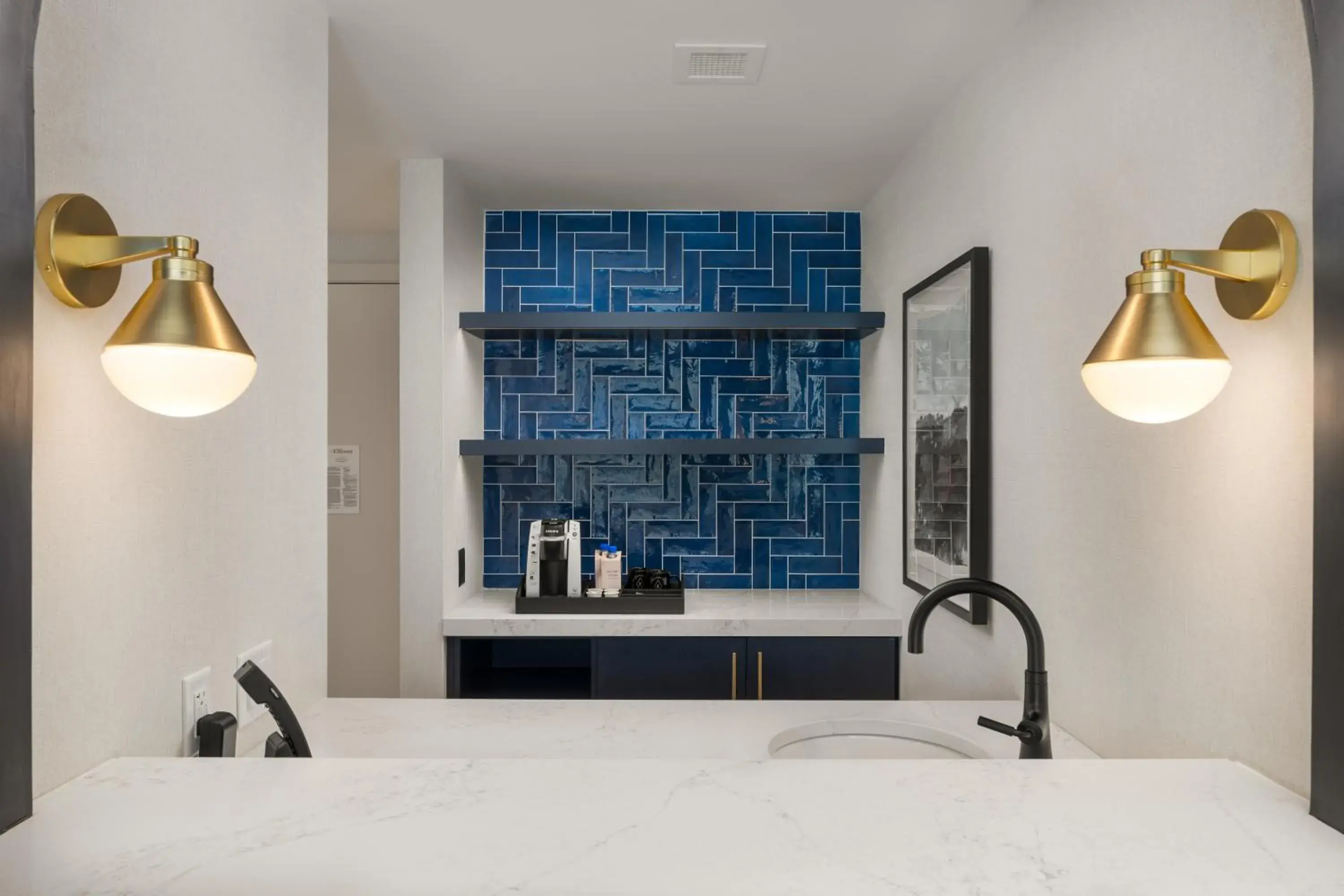 Bed in The Ellison, Oklahoma City, a Tribute Portfolio Hotel Bed in The Ellison, Oklahoma City, a Tribute Portfolio Hotel