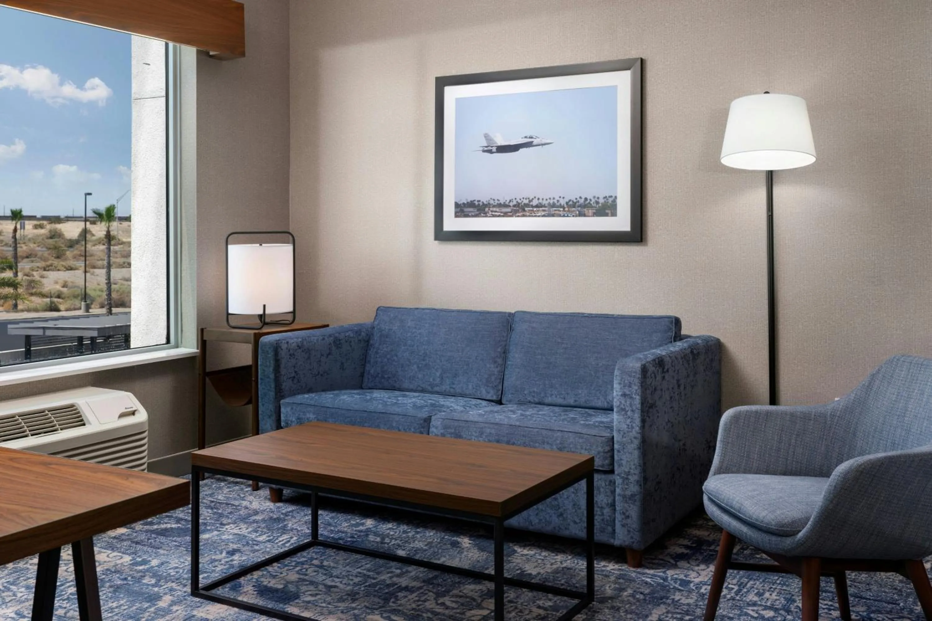 Photo of the whole room in Four Points by Sheraton Yuma