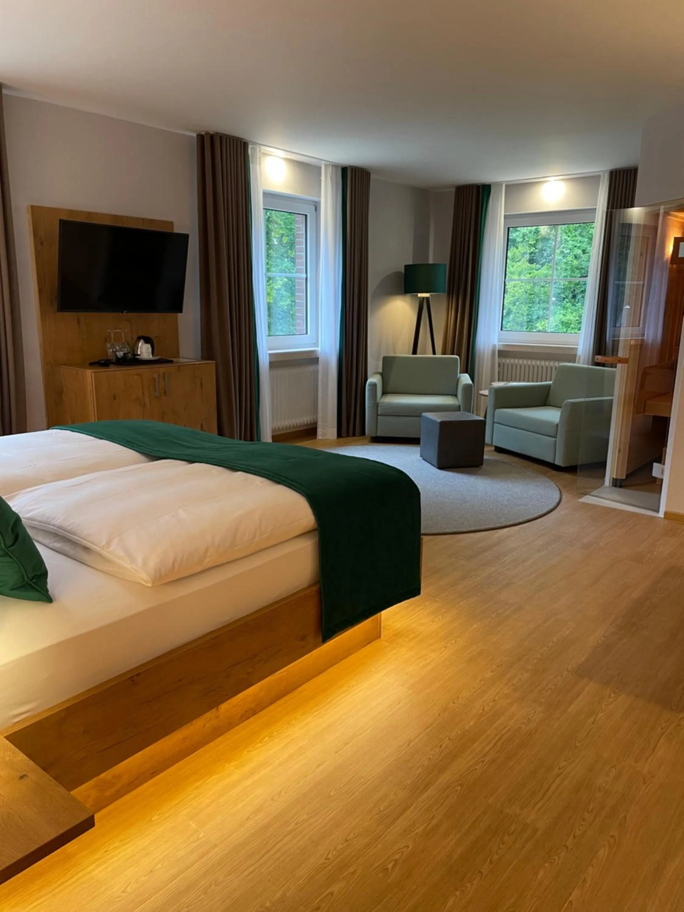 Photo of the whole room, Bed in Hotel Elfbuchen